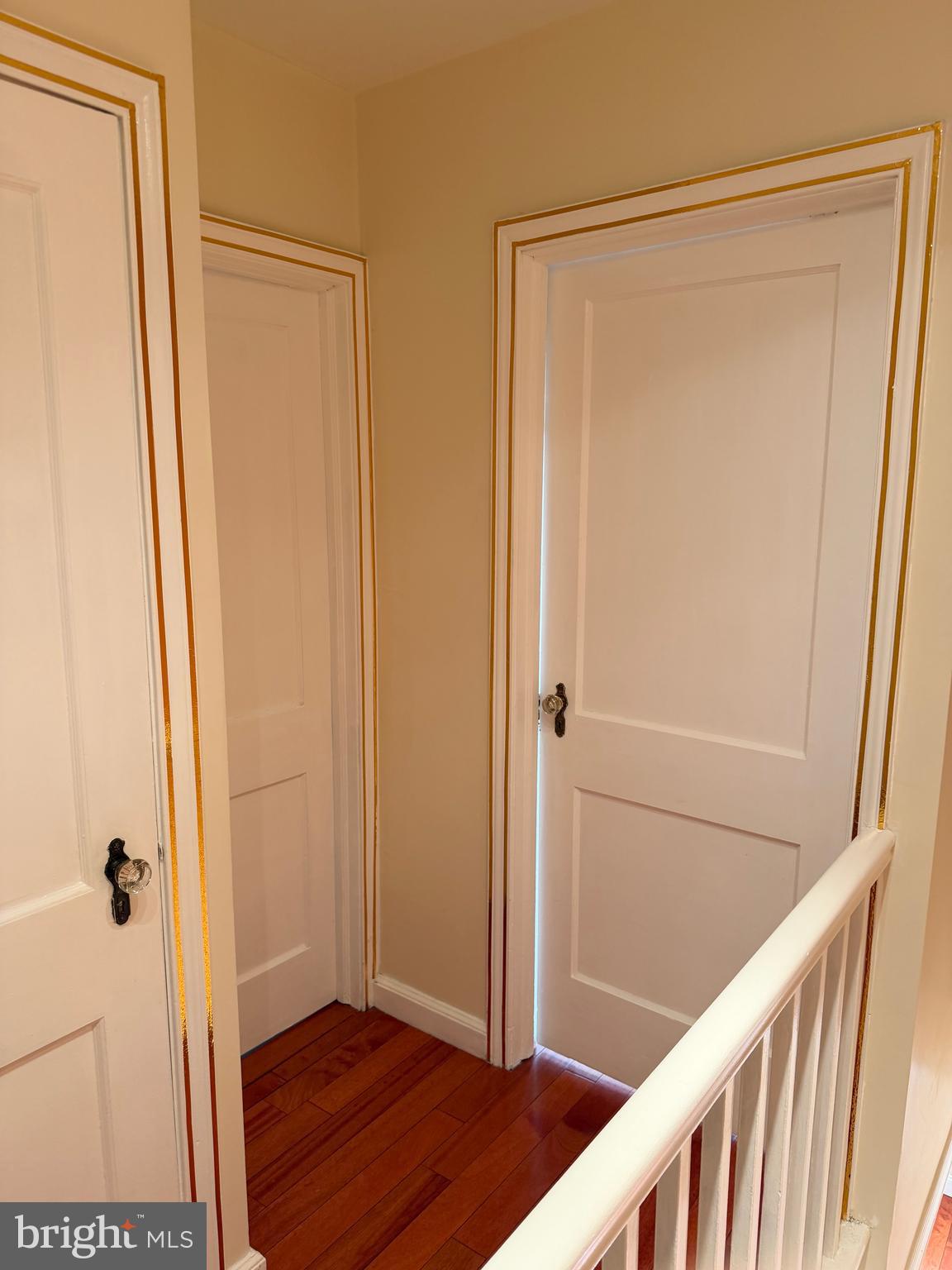 ELMWOOD PARK - Residential