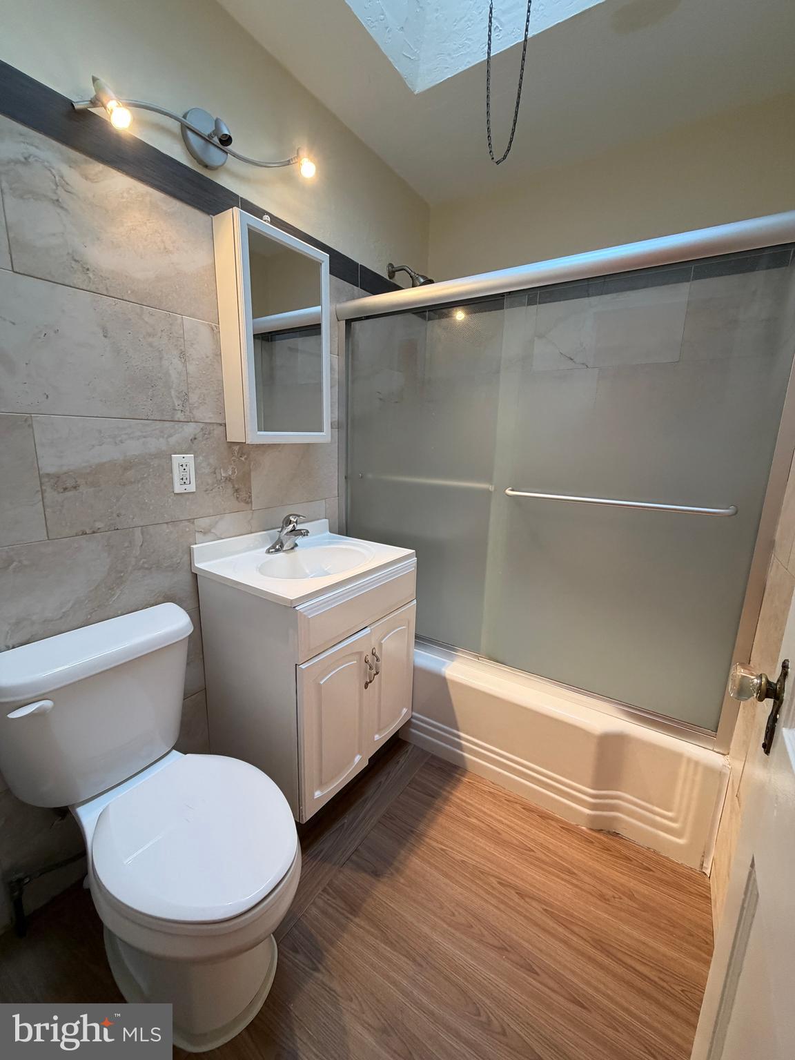 ELMWOOD PARK - Residential