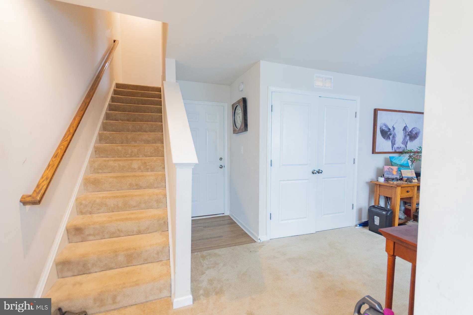 PRESIDENTS POINTE - Residential