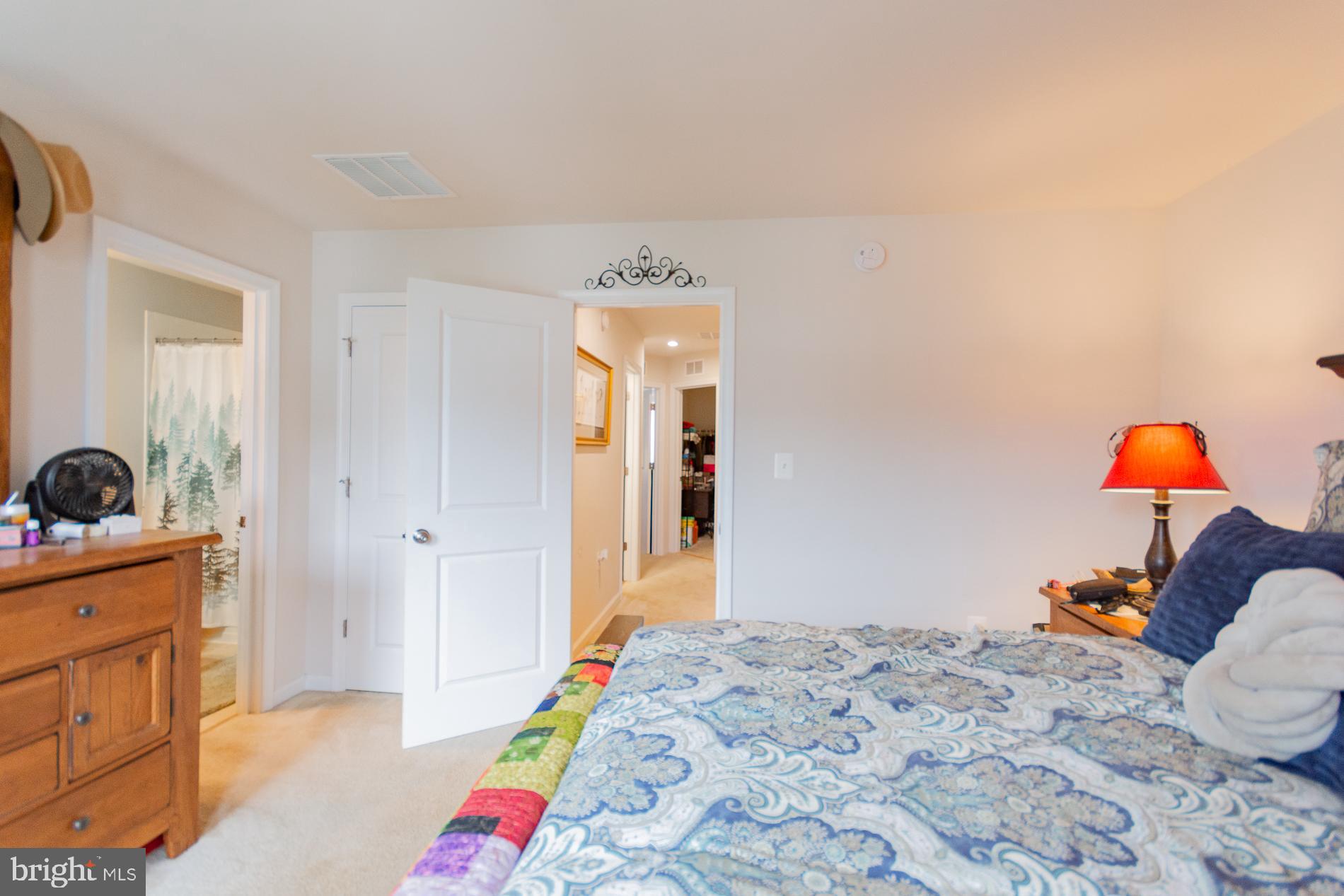 PRESIDENTS POINTE - Residential