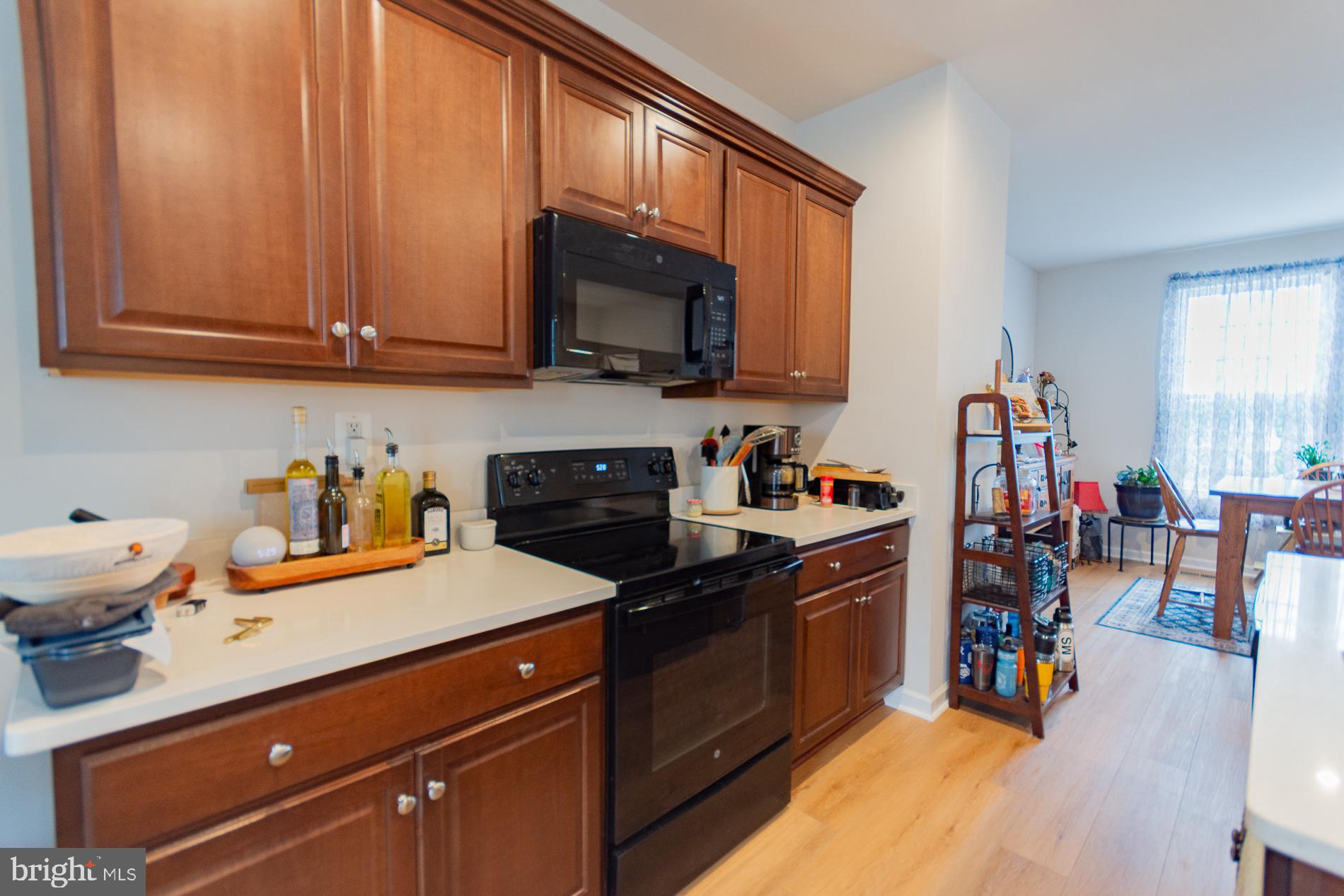 PRESIDENTS POINTE - Residential