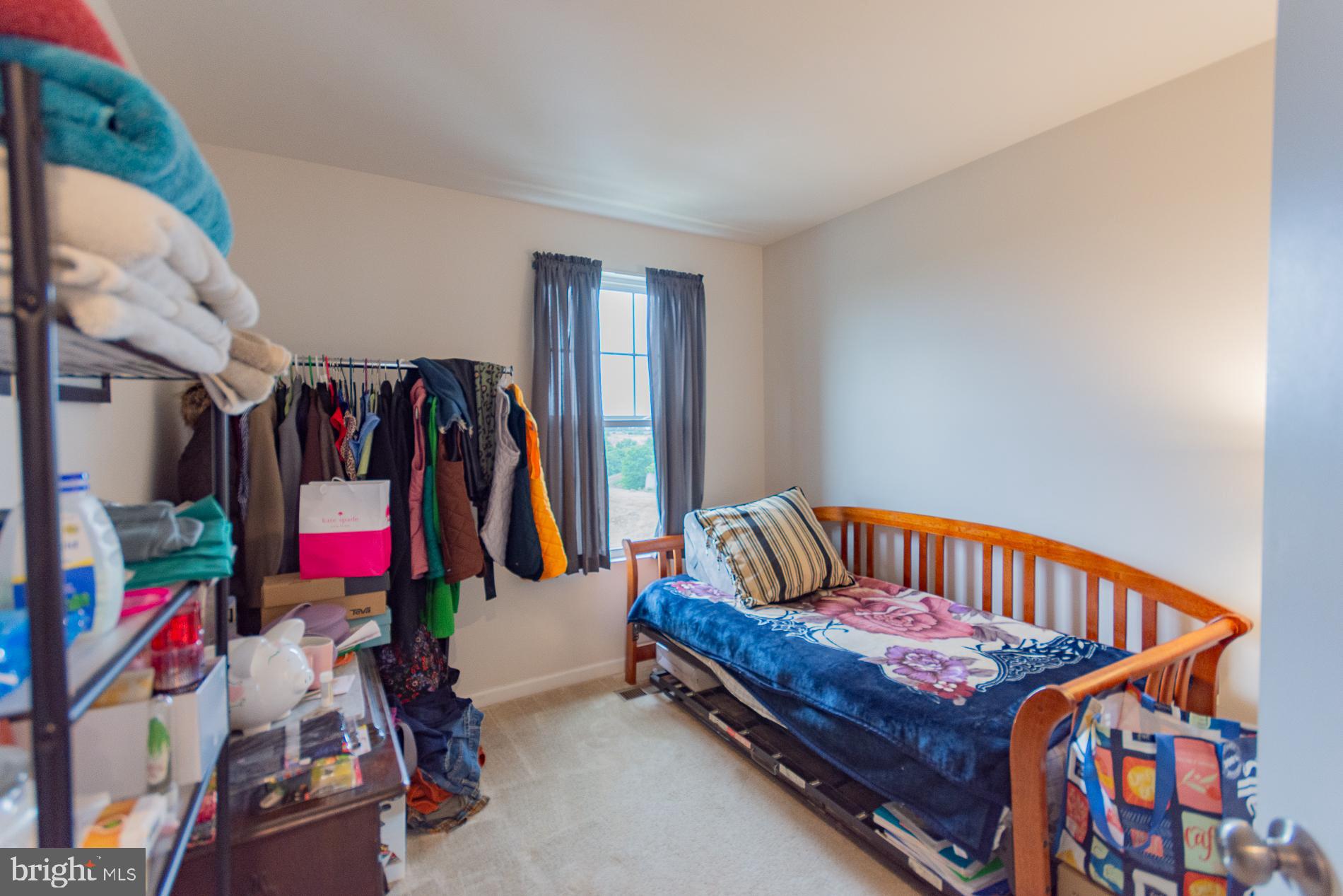 PRESIDENTS POINTE - Residential