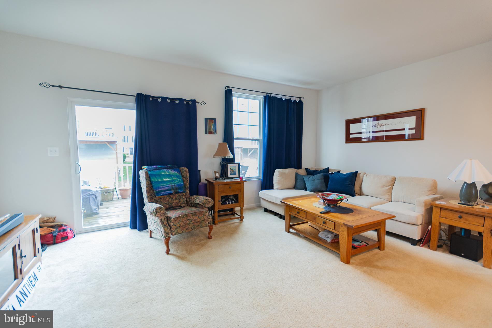 PRESIDENTS POINTE - Residential