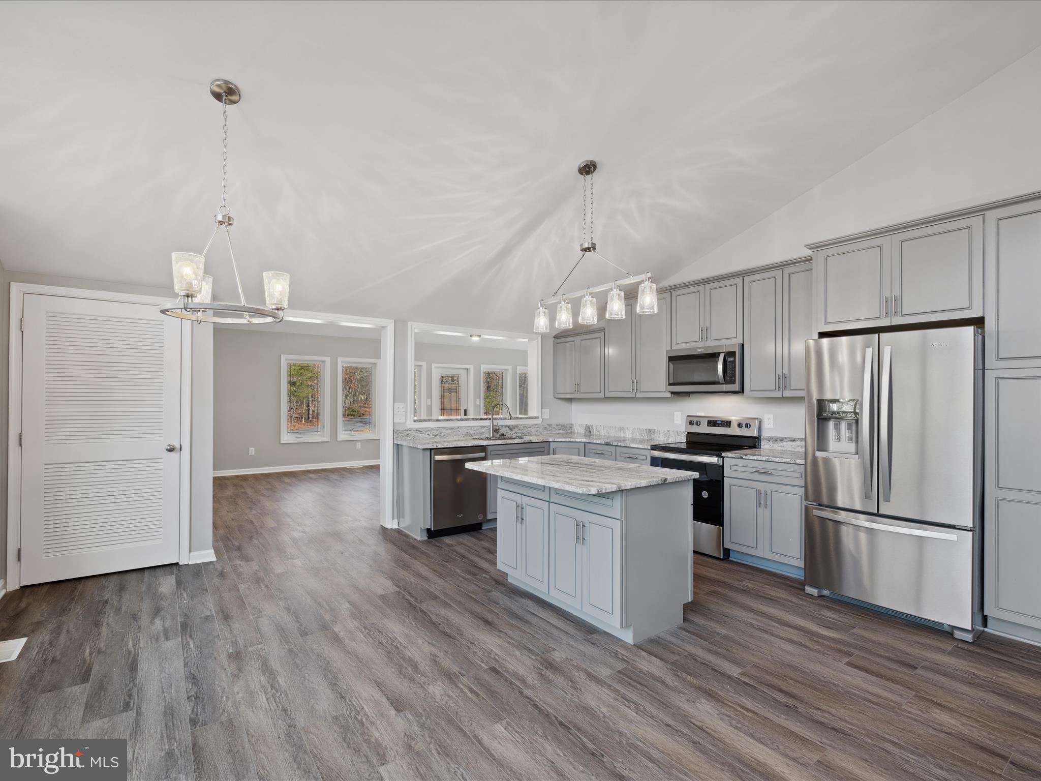 THE WOODS - Residential