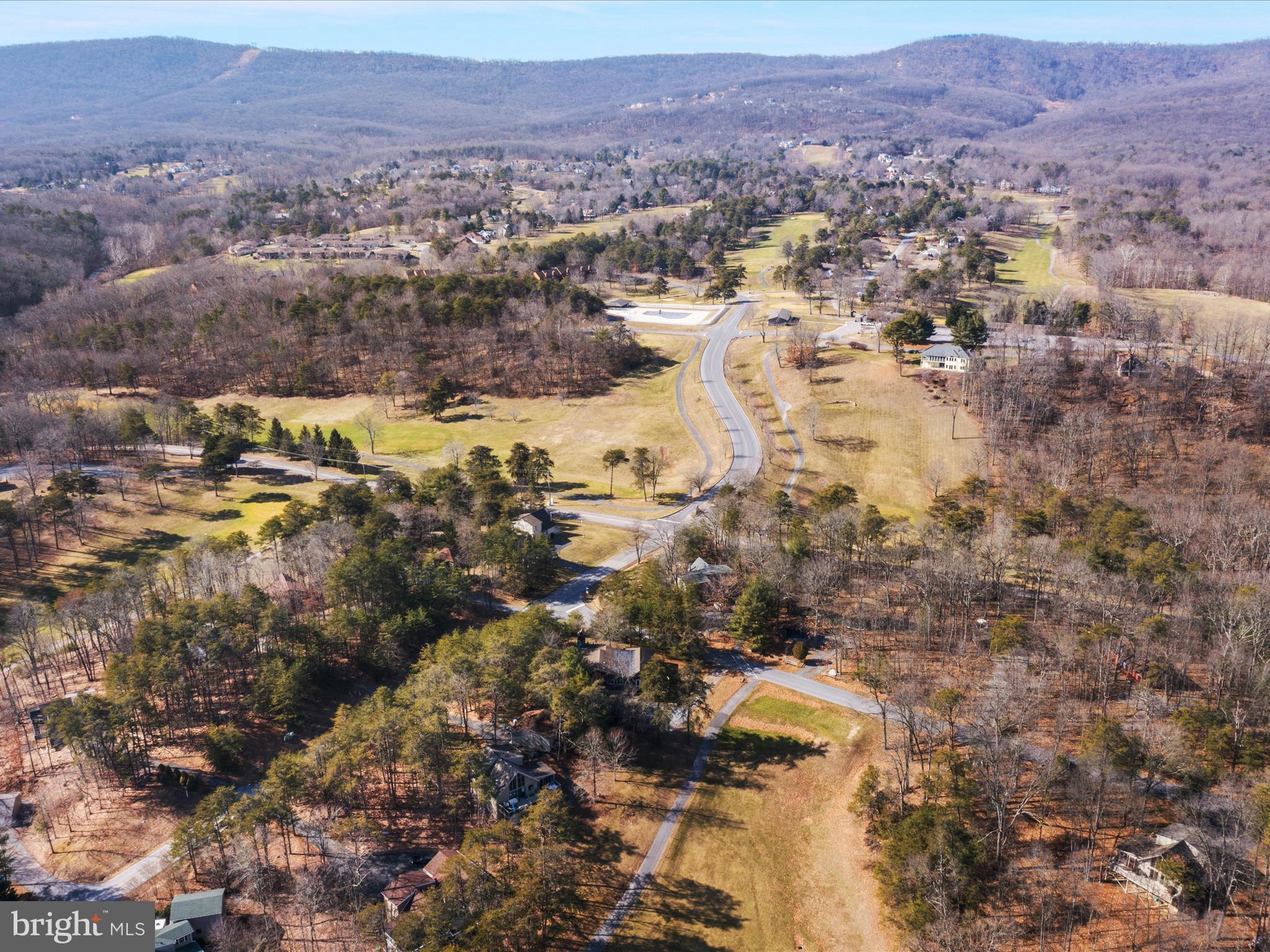 THE WOODS - Residential