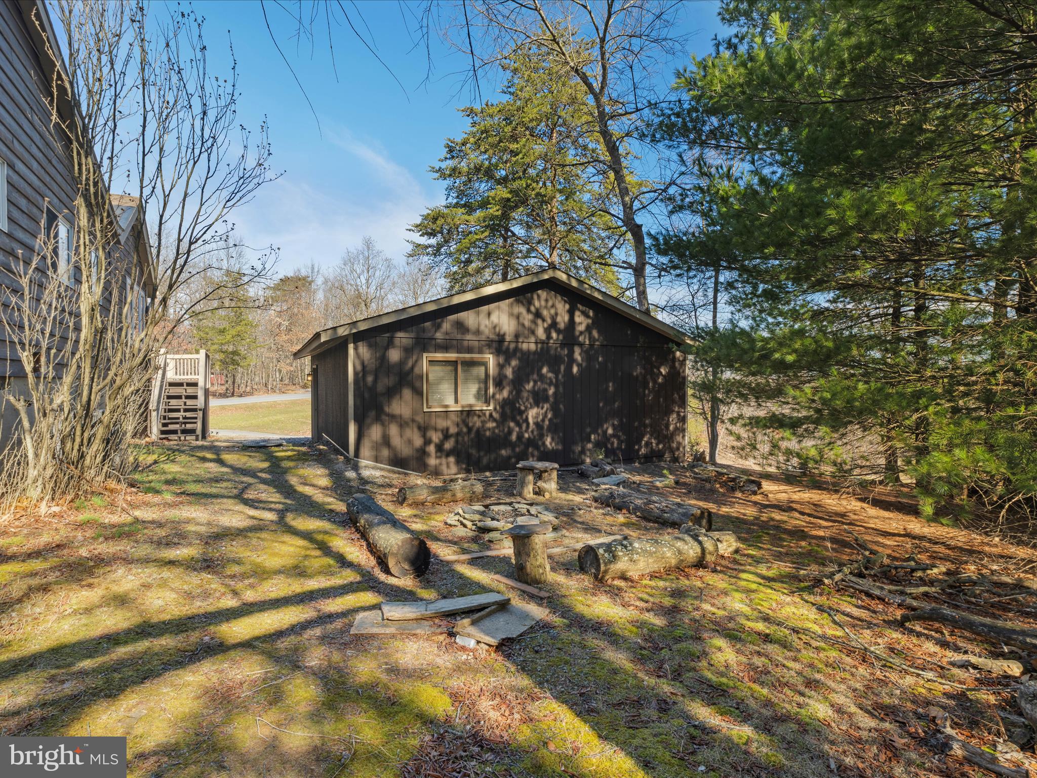 THE WOODS - Residential