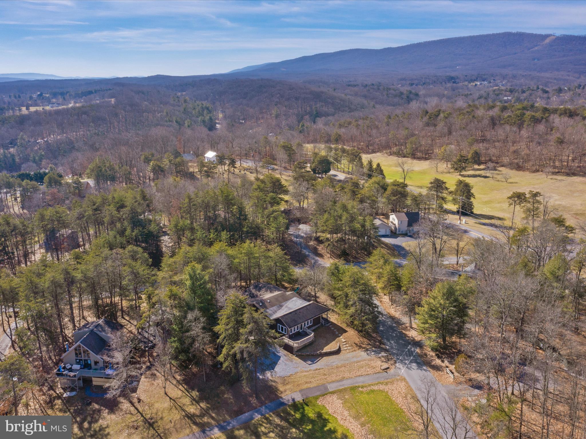 THE WOODS - Residential