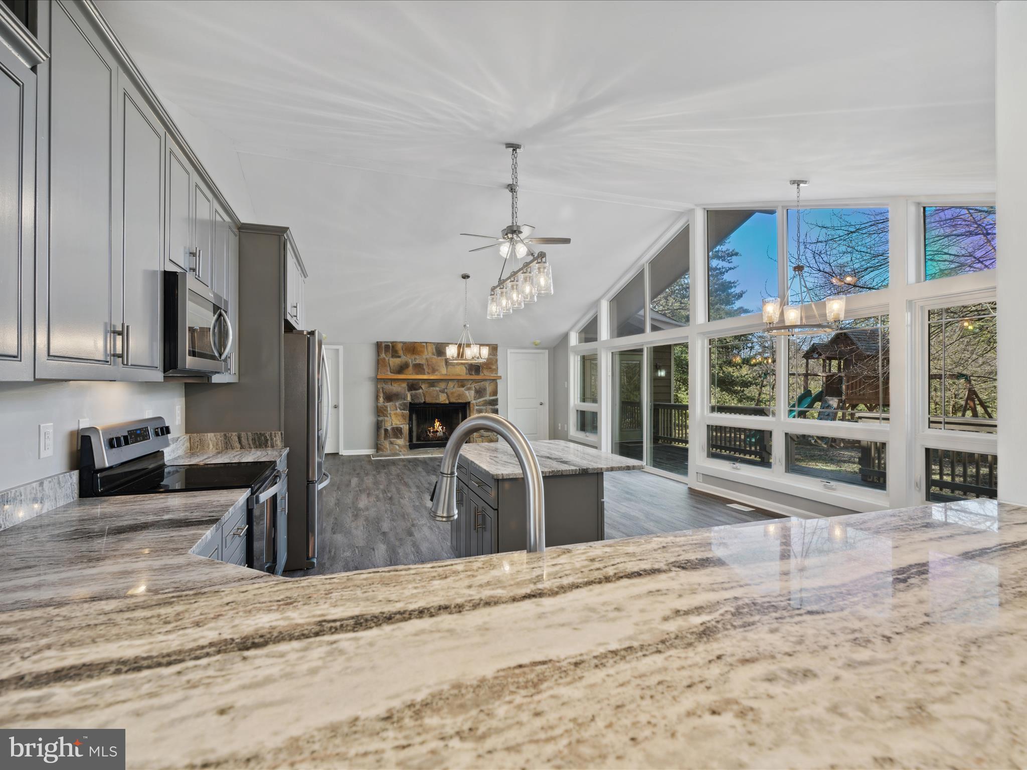 THE WOODS - Residential