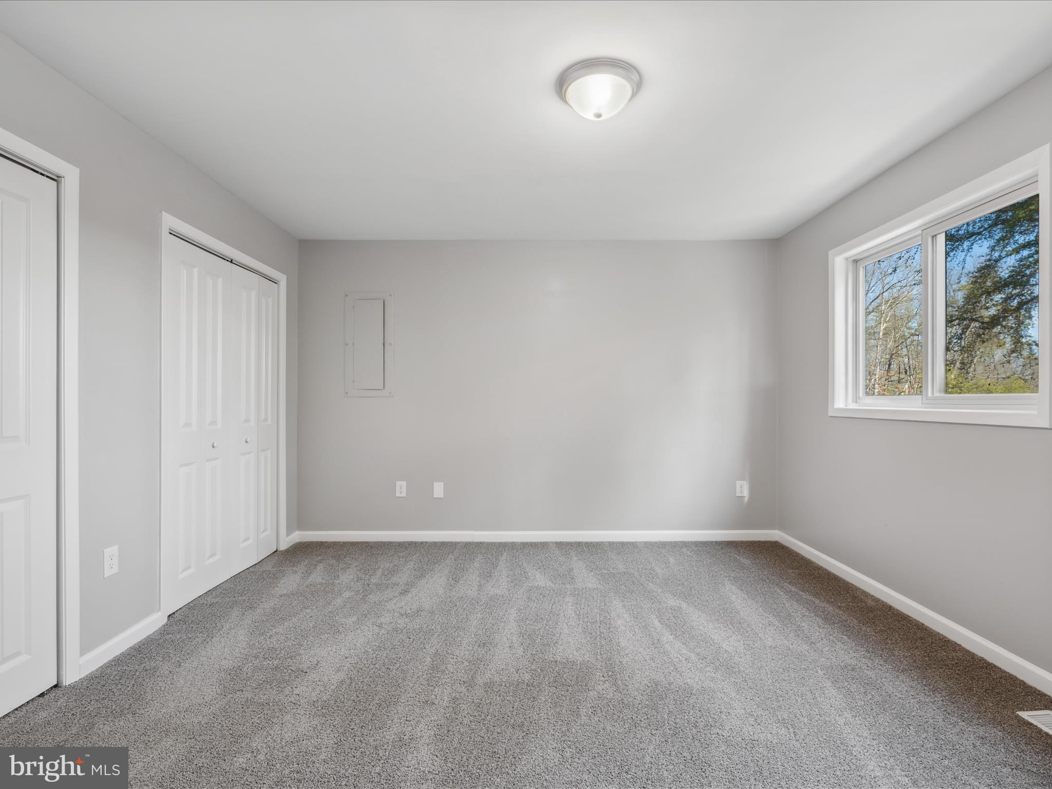 THE WOODS - Residential