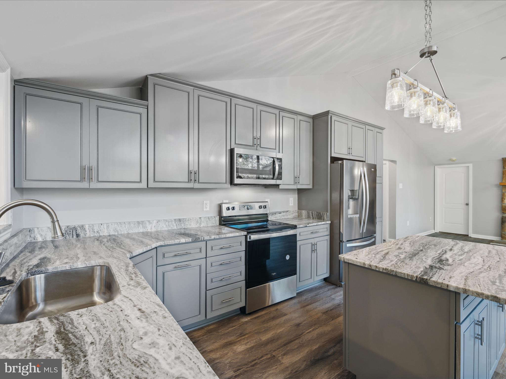 THE WOODS - Residential