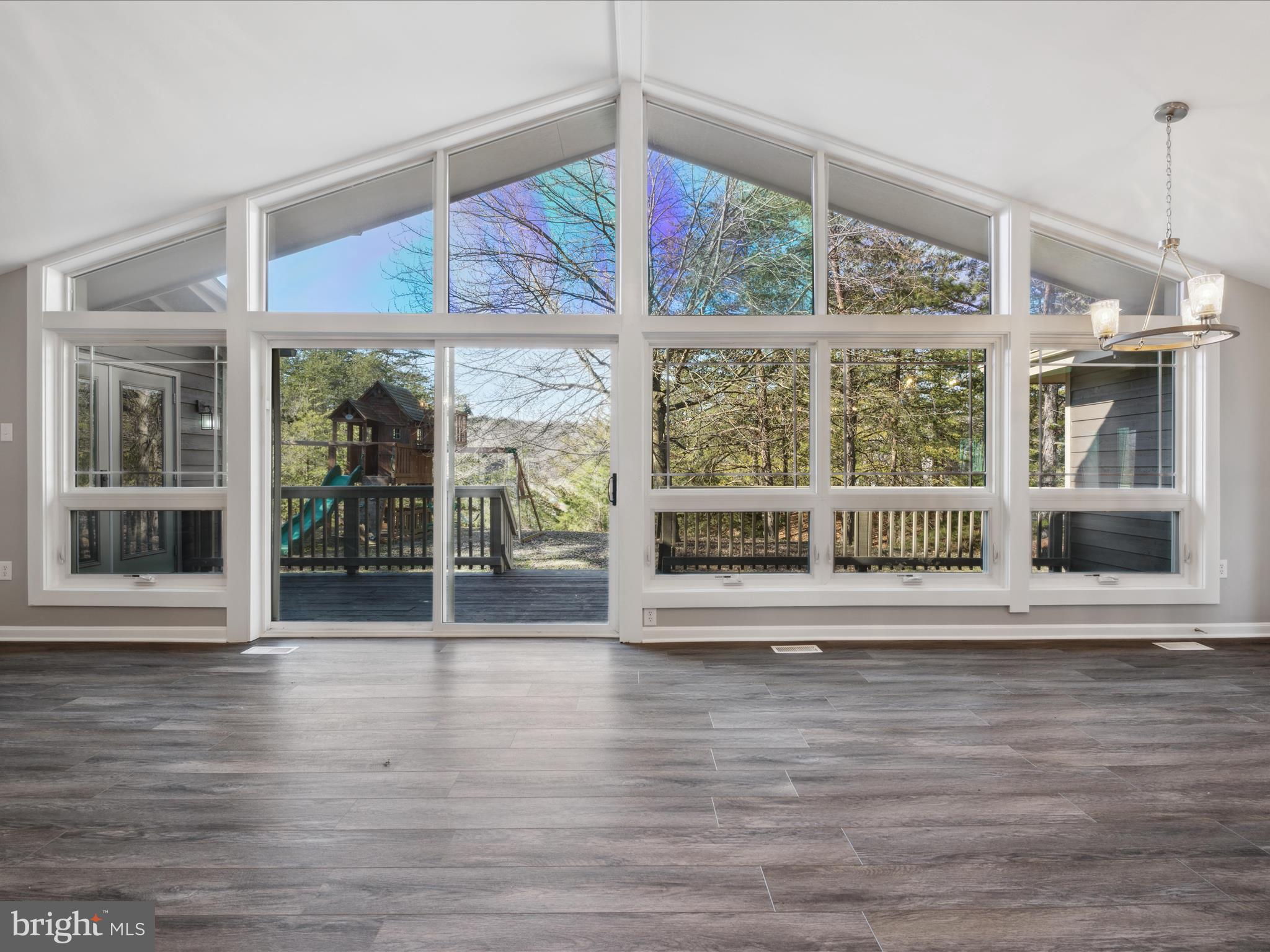 THE WOODS - Residential