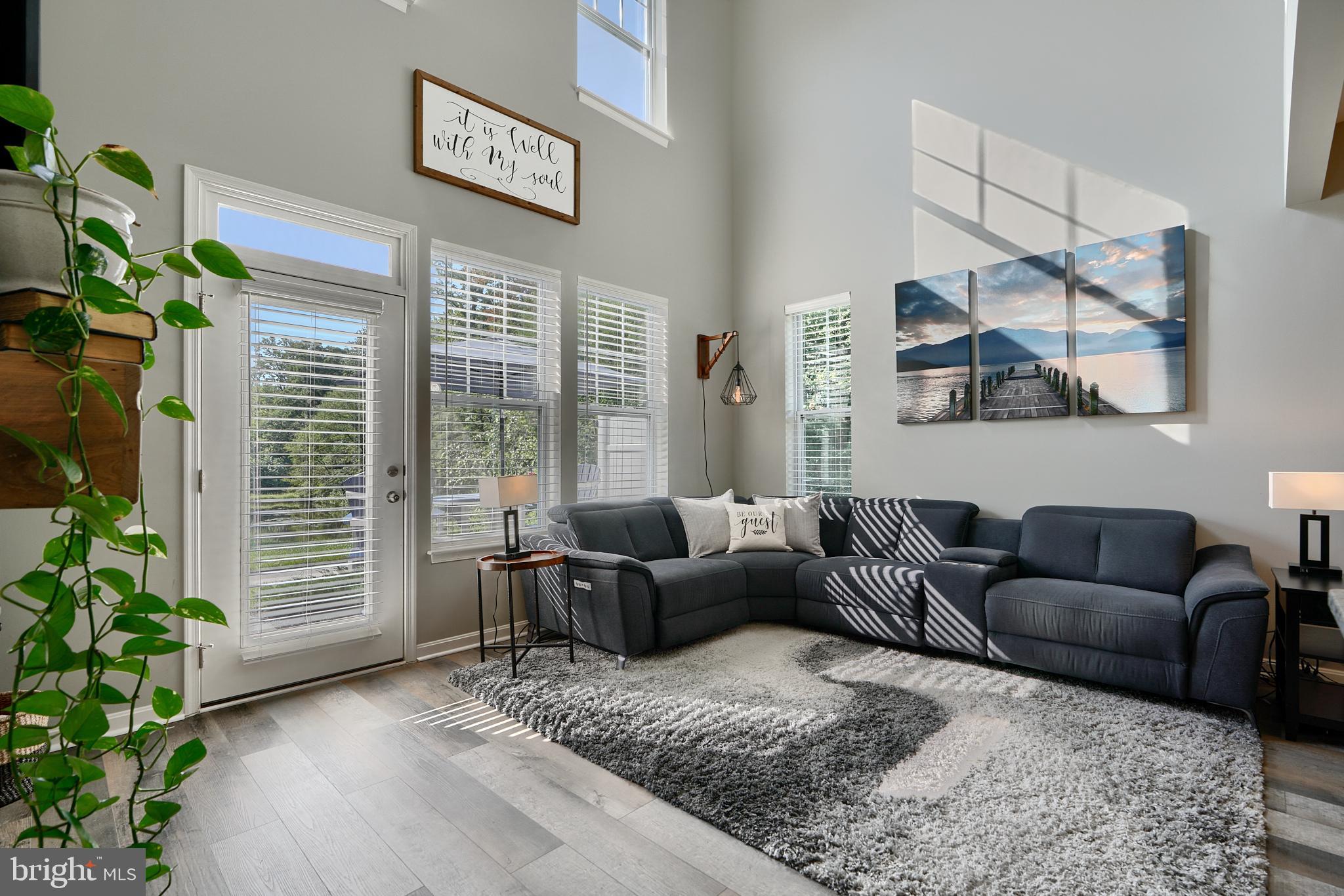 HOPKINS LANDING - Residential