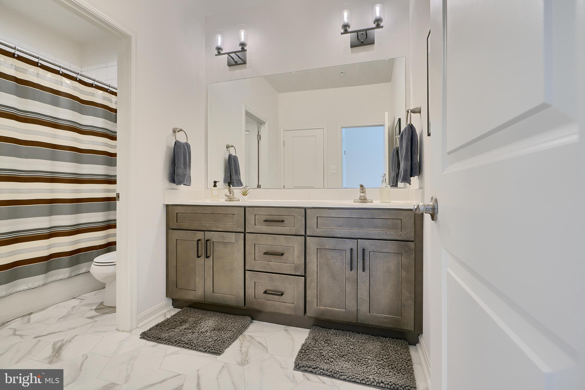 HOPKINS LANDING - Residential