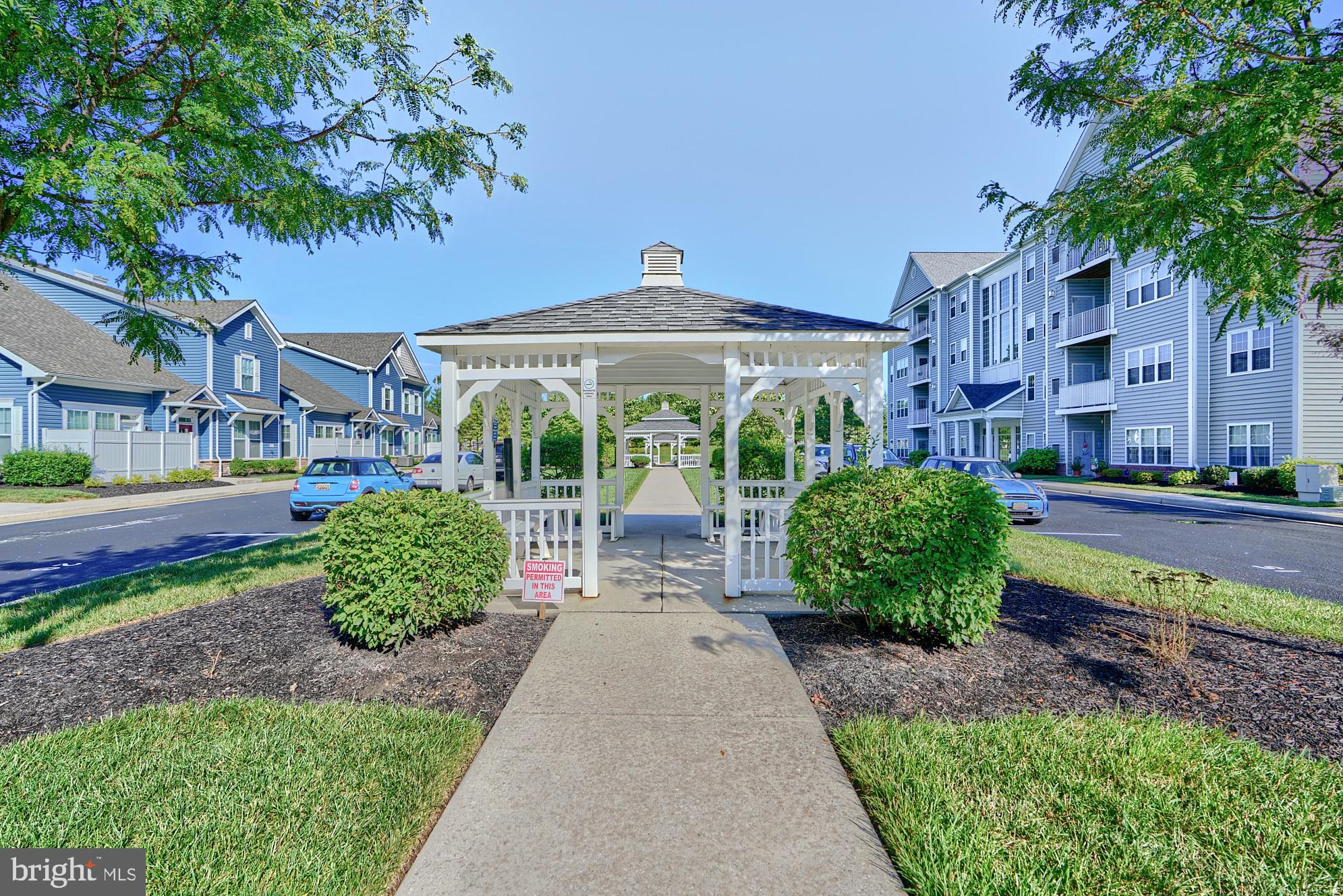 HOPKINS LANDING - Residential