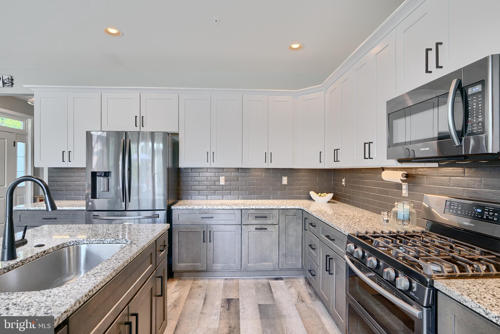 HOPKINS LANDING - Residential