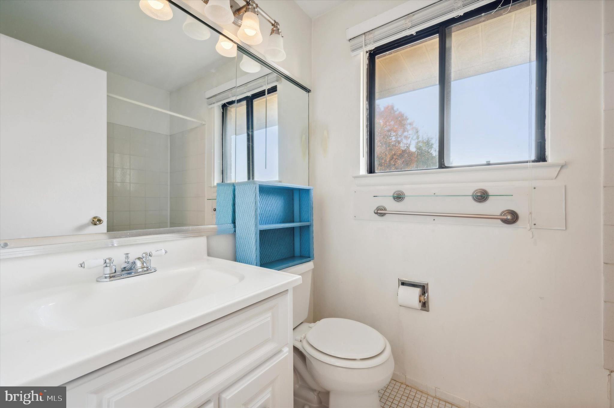 SAYBROOK VIL - Residential