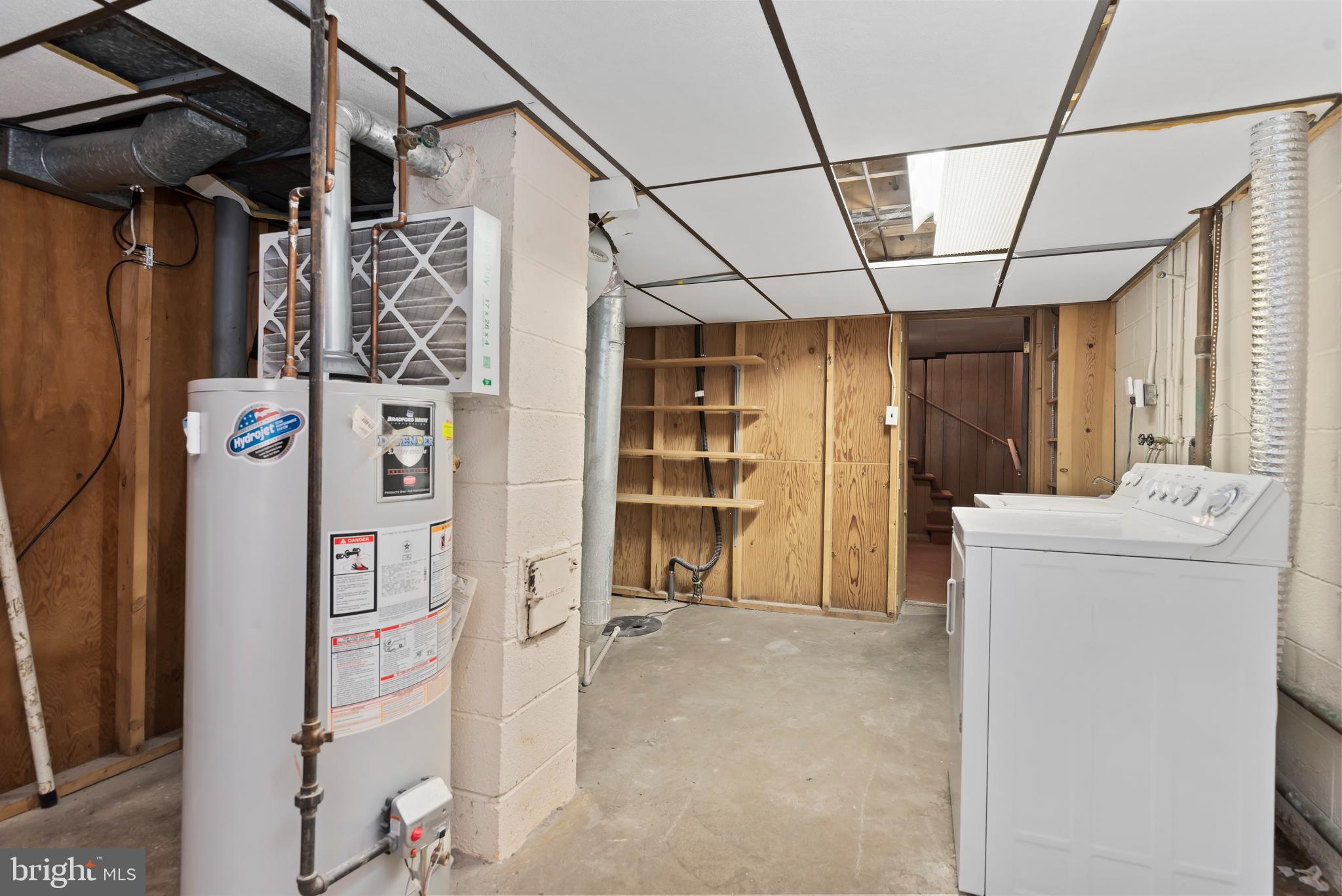 ROSSMOYNE MANOR - Residential