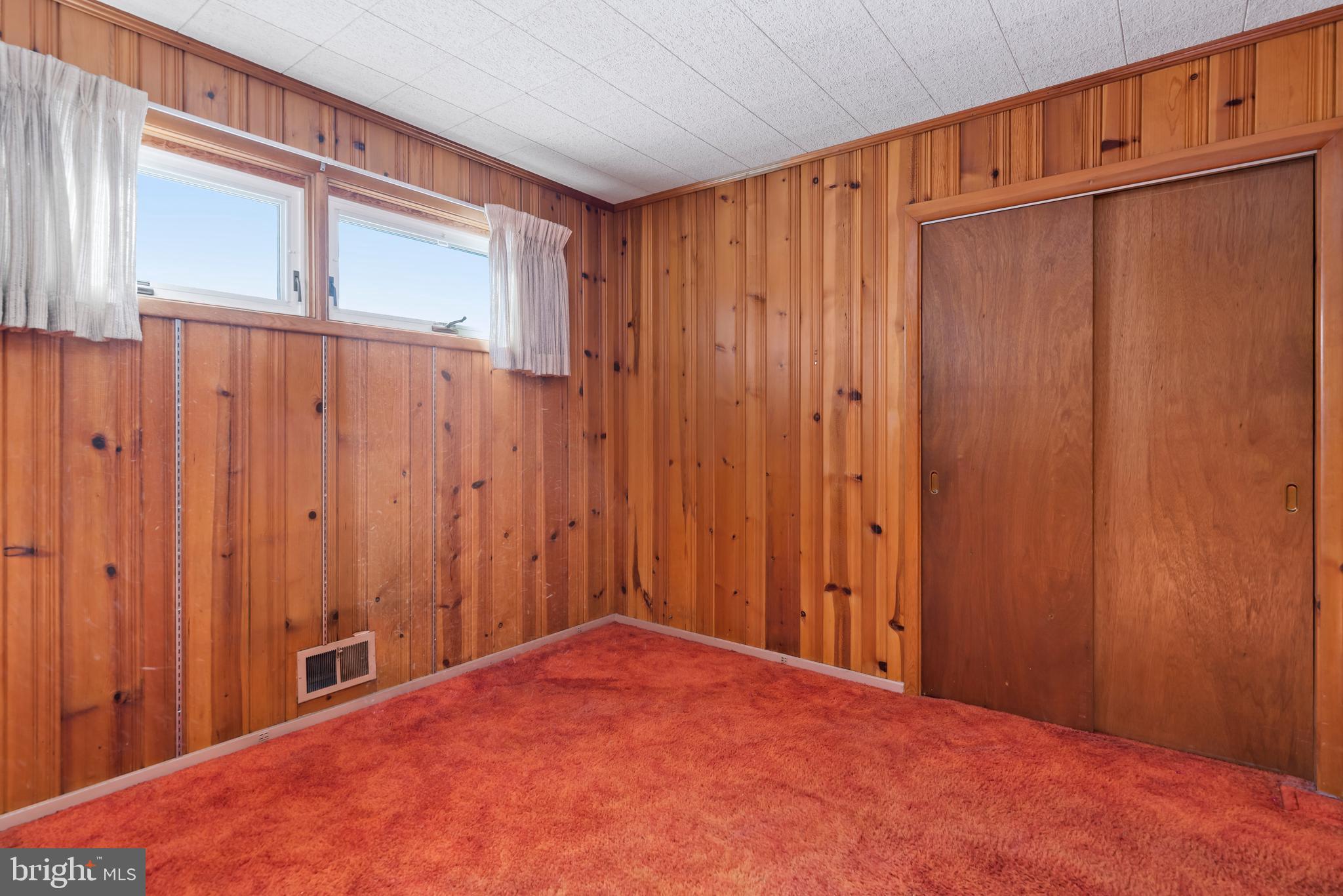 ROSSMOYNE MANOR - Residential