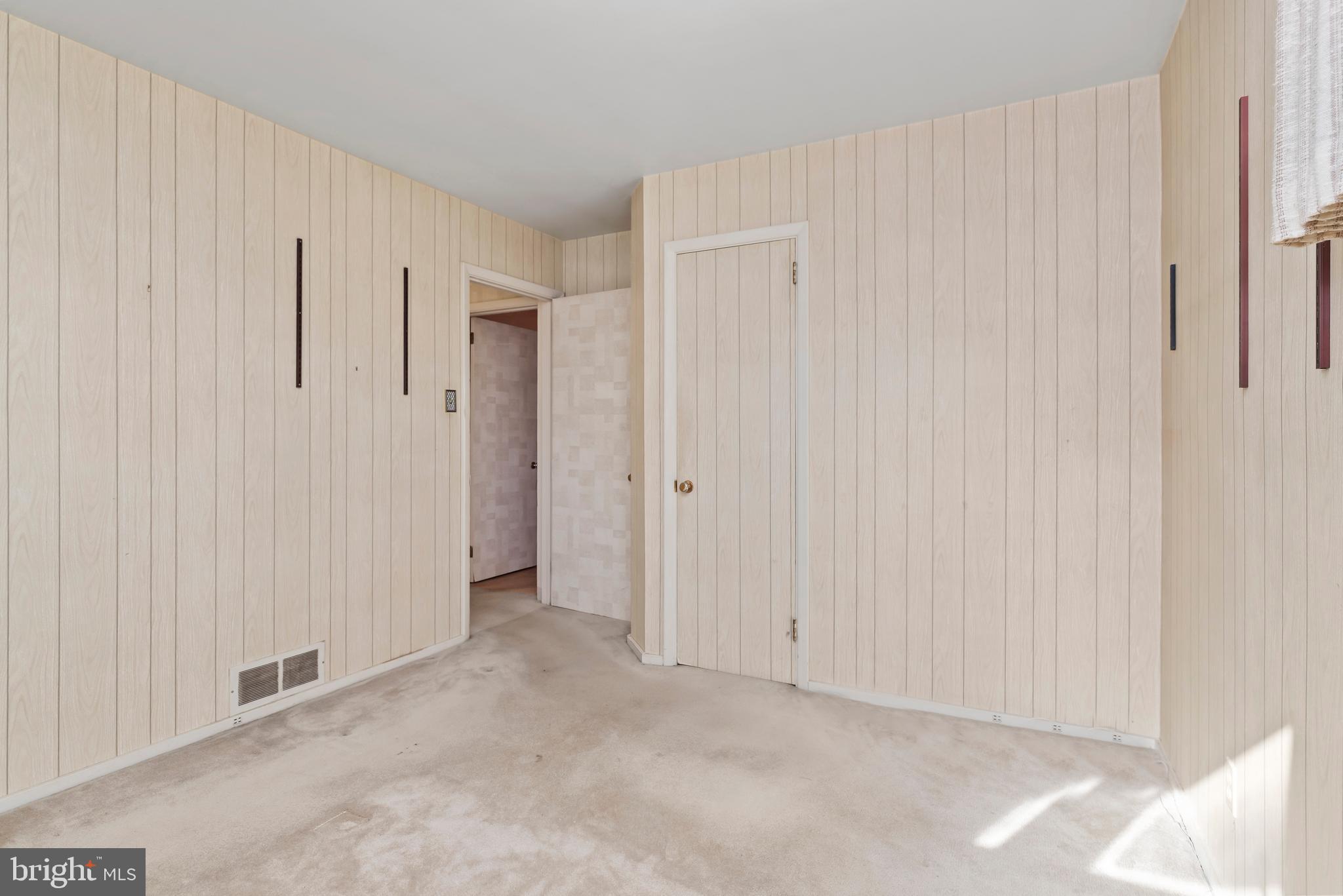 ROSSMOYNE MANOR - Residential