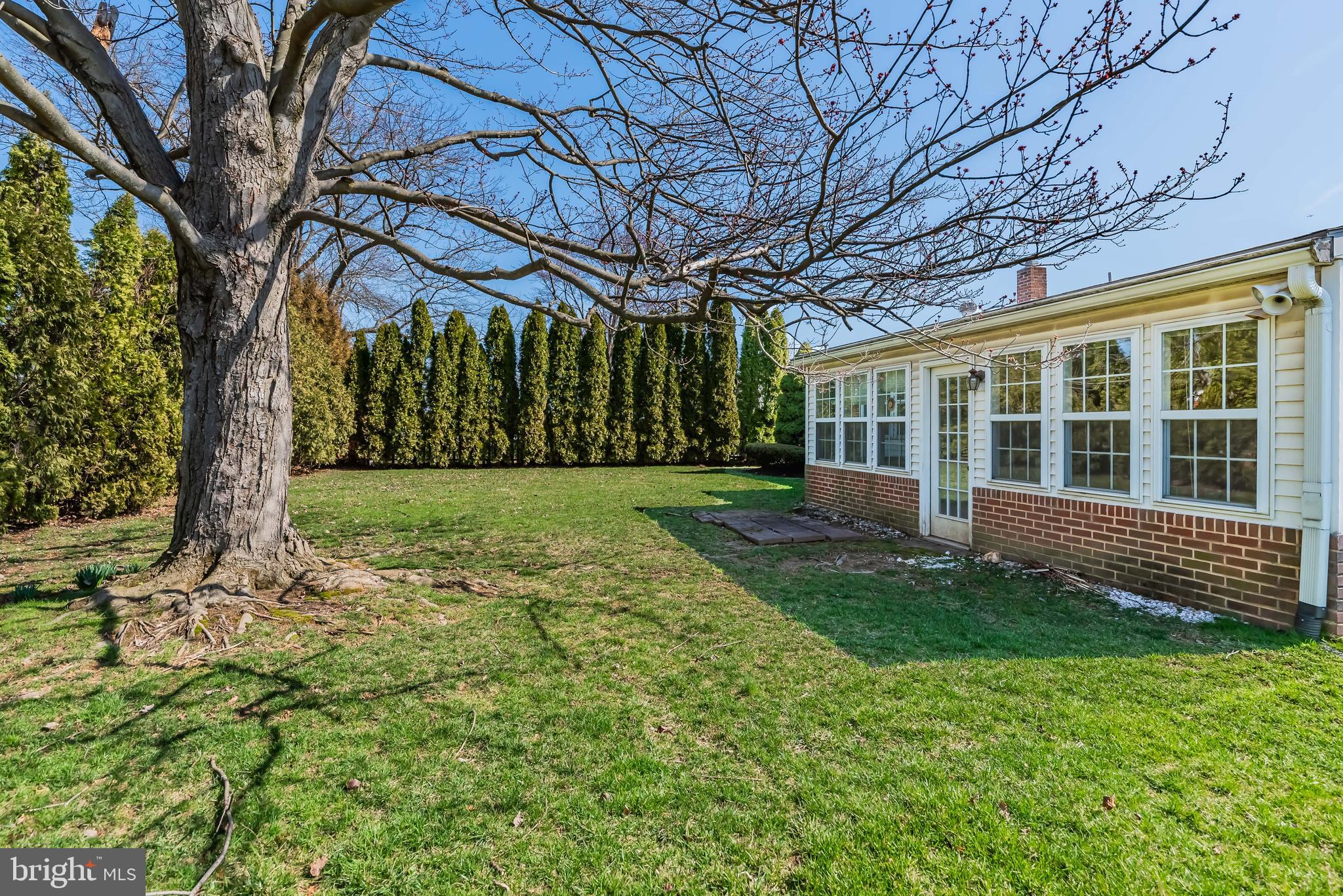 ROSSMOYNE MANOR - Residential