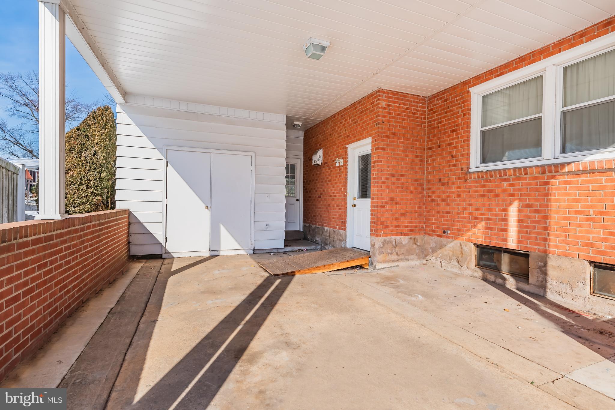 ROSSMOYNE MANOR - Residential