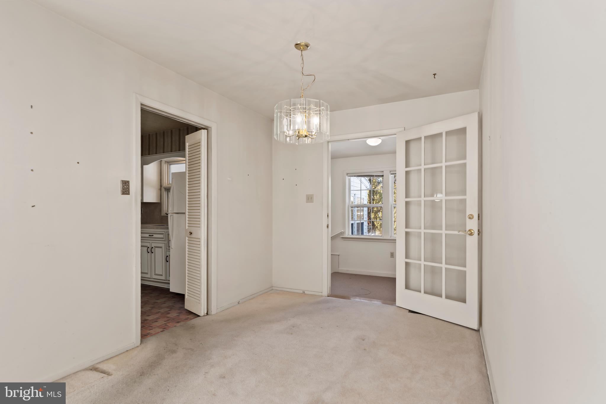 ROSSMOYNE MANOR - Residential