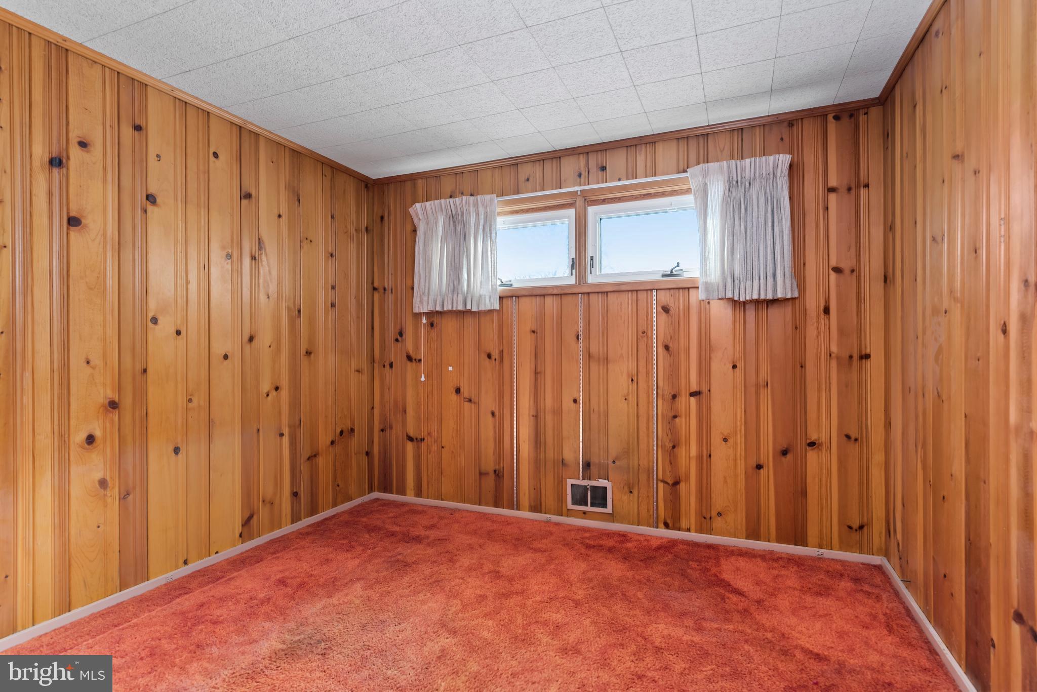 ROSSMOYNE MANOR - Residential