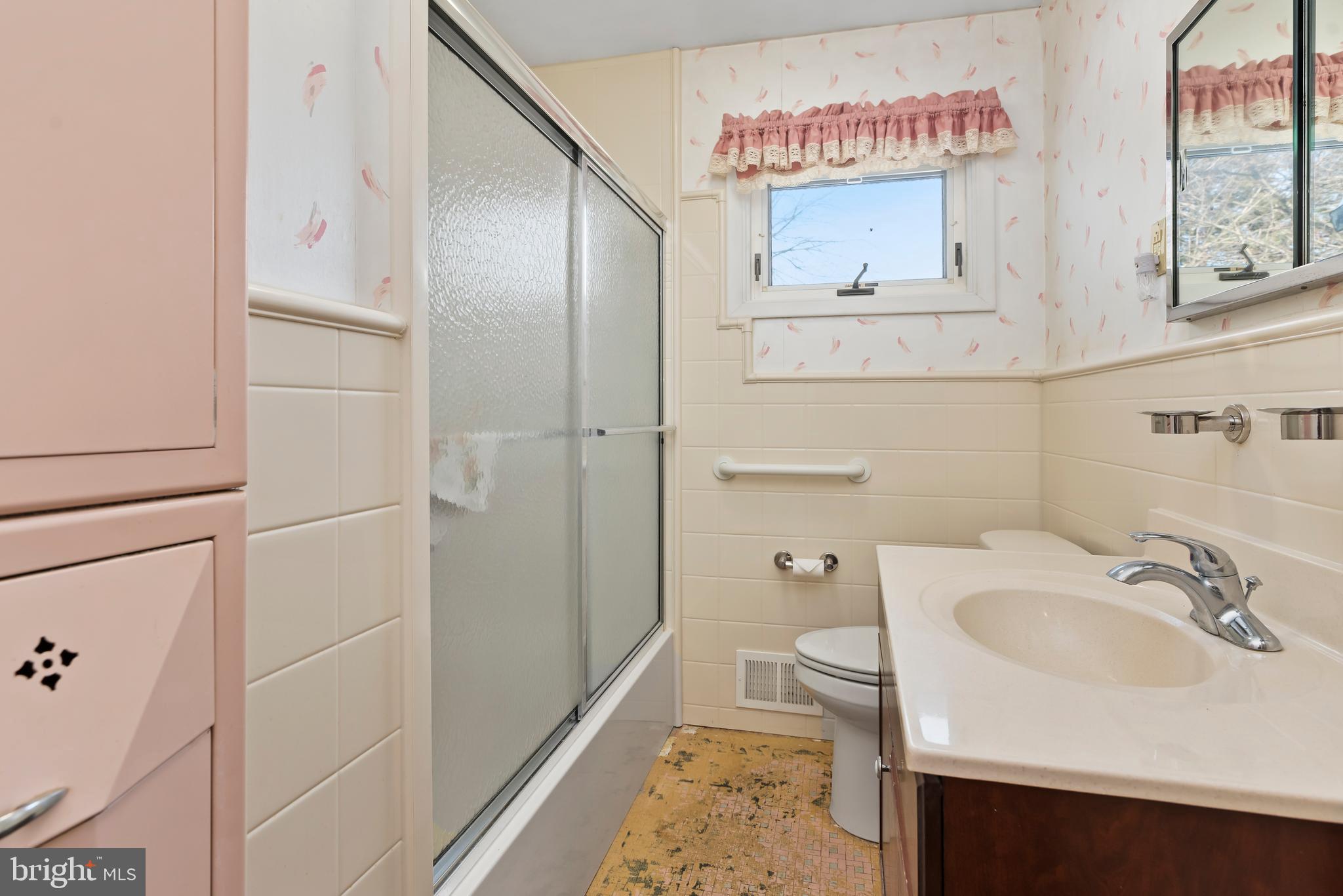 ROSSMOYNE MANOR - Residential