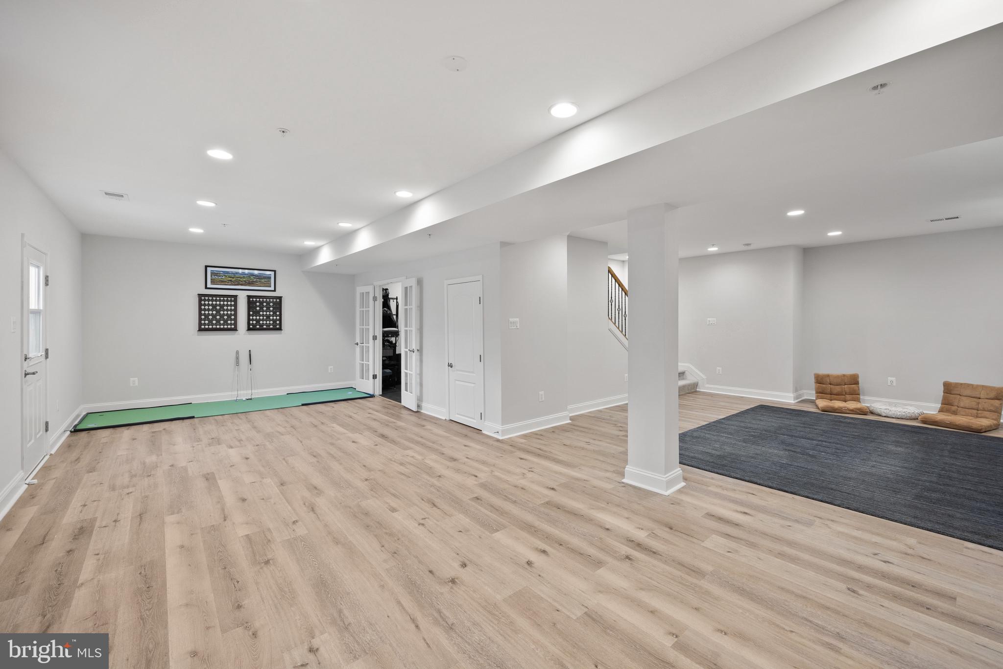 RIVER CLUB ESTATES - Residential