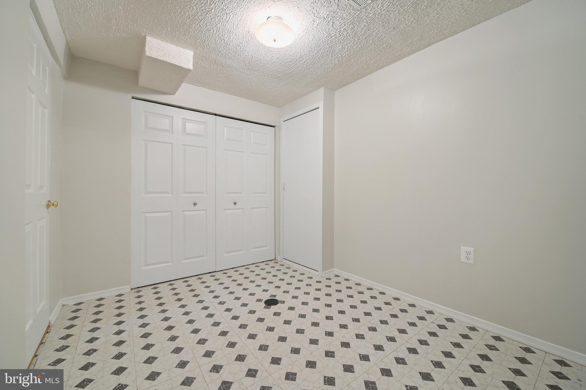 BRIGHTFIELD - Residential