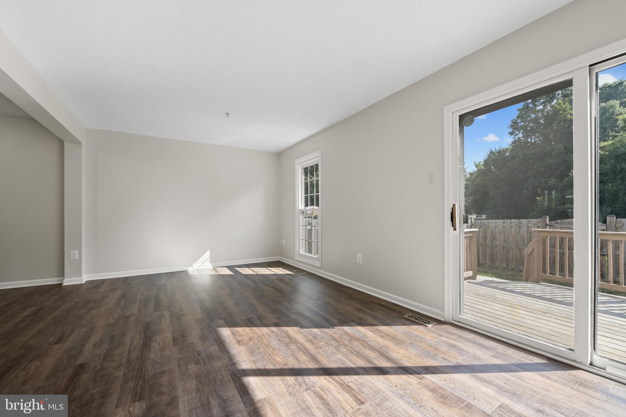 BRIGHTFIELD - Residential