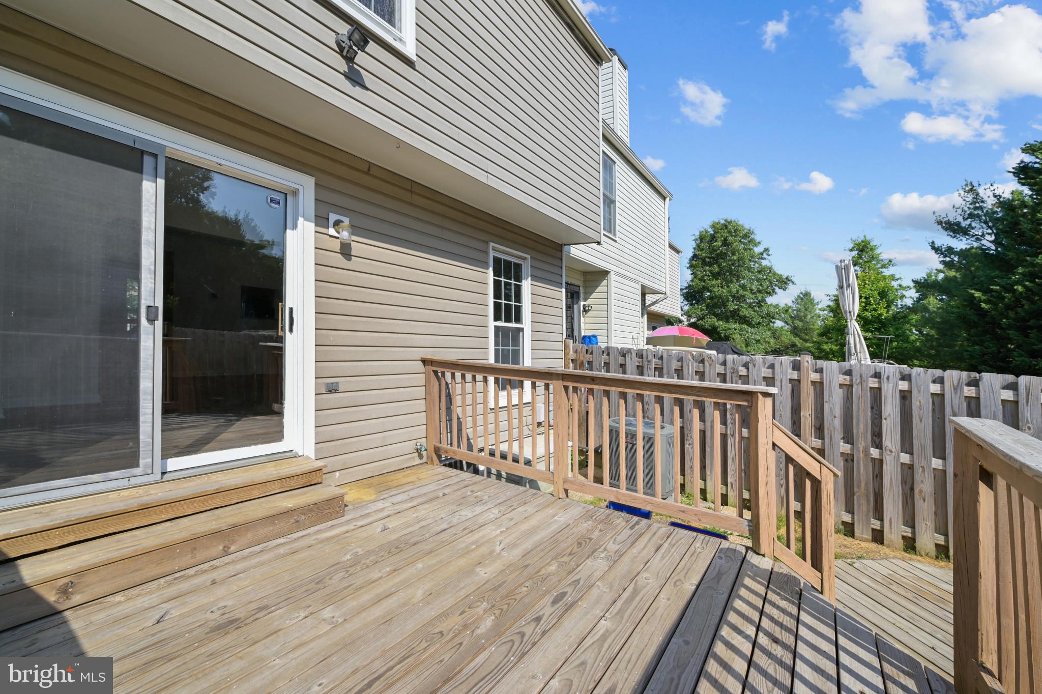 BRIGHTFIELD - Residential