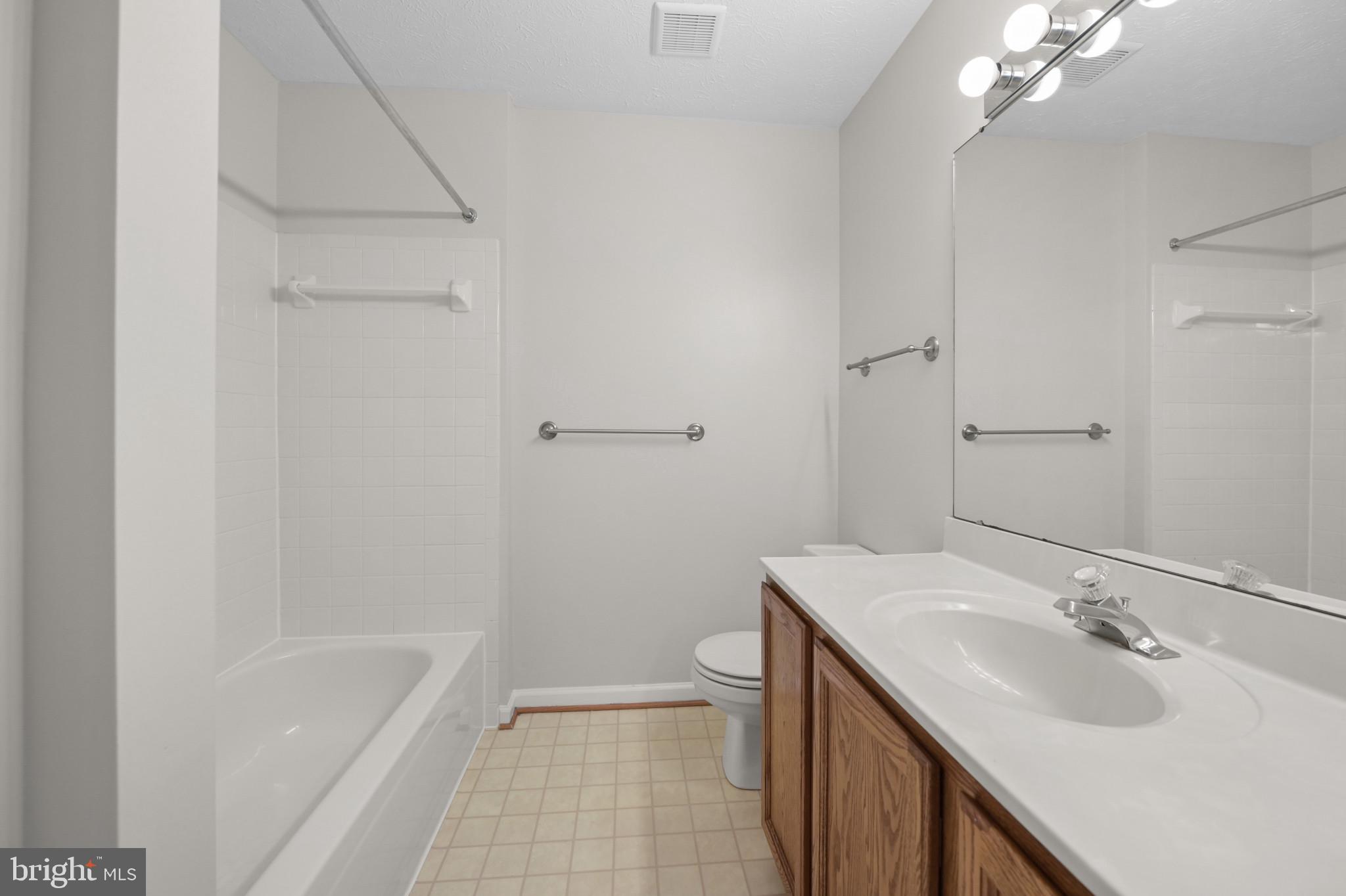 BRIGHTFIELD - Residential