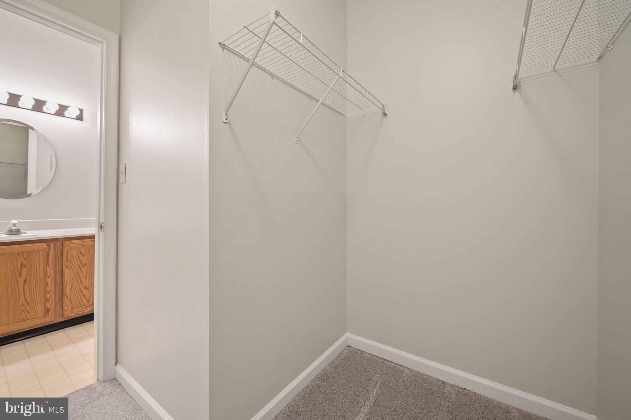 BRIGHTFIELD - Residential