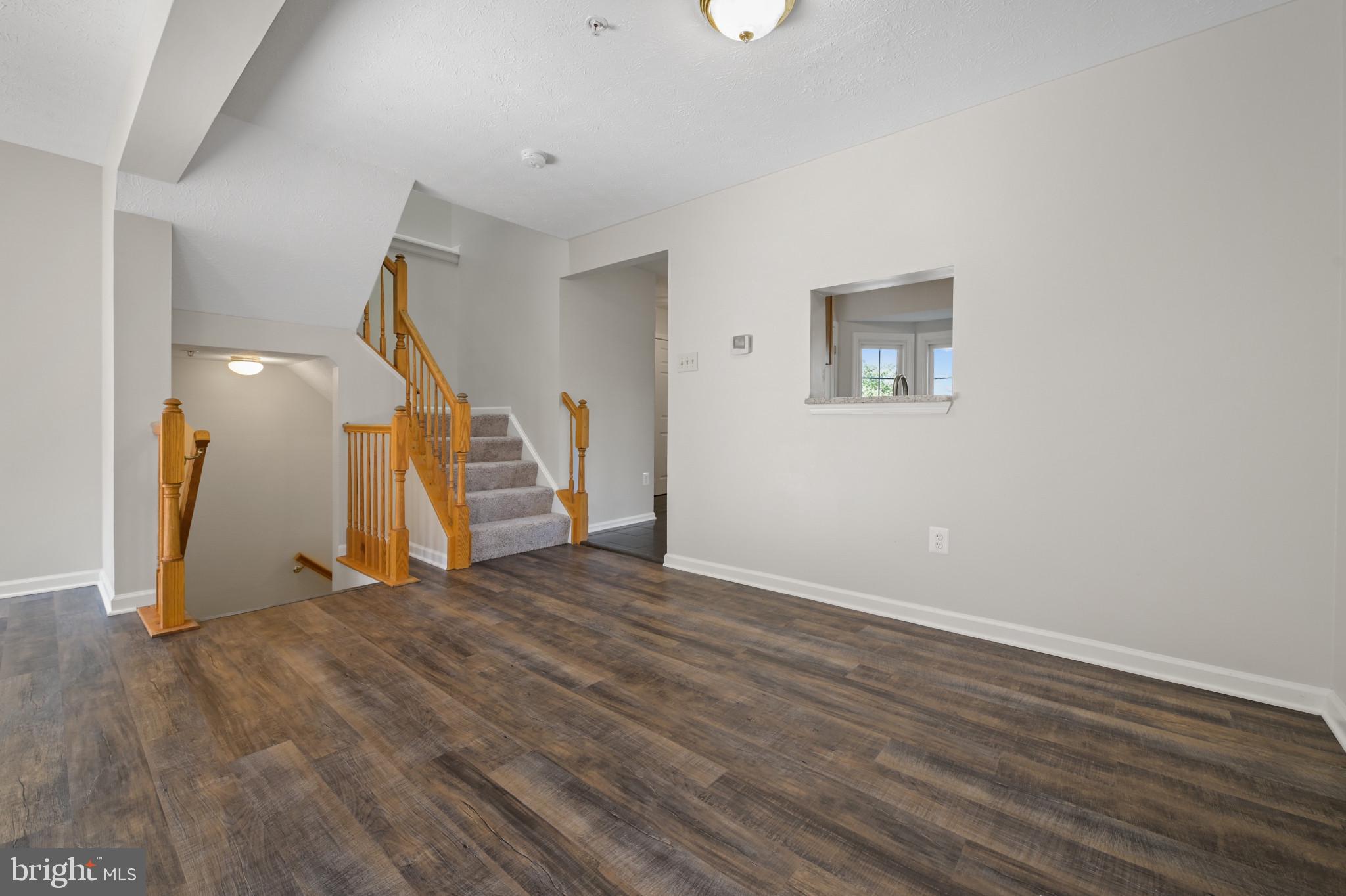 BRIGHTFIELD - Residential