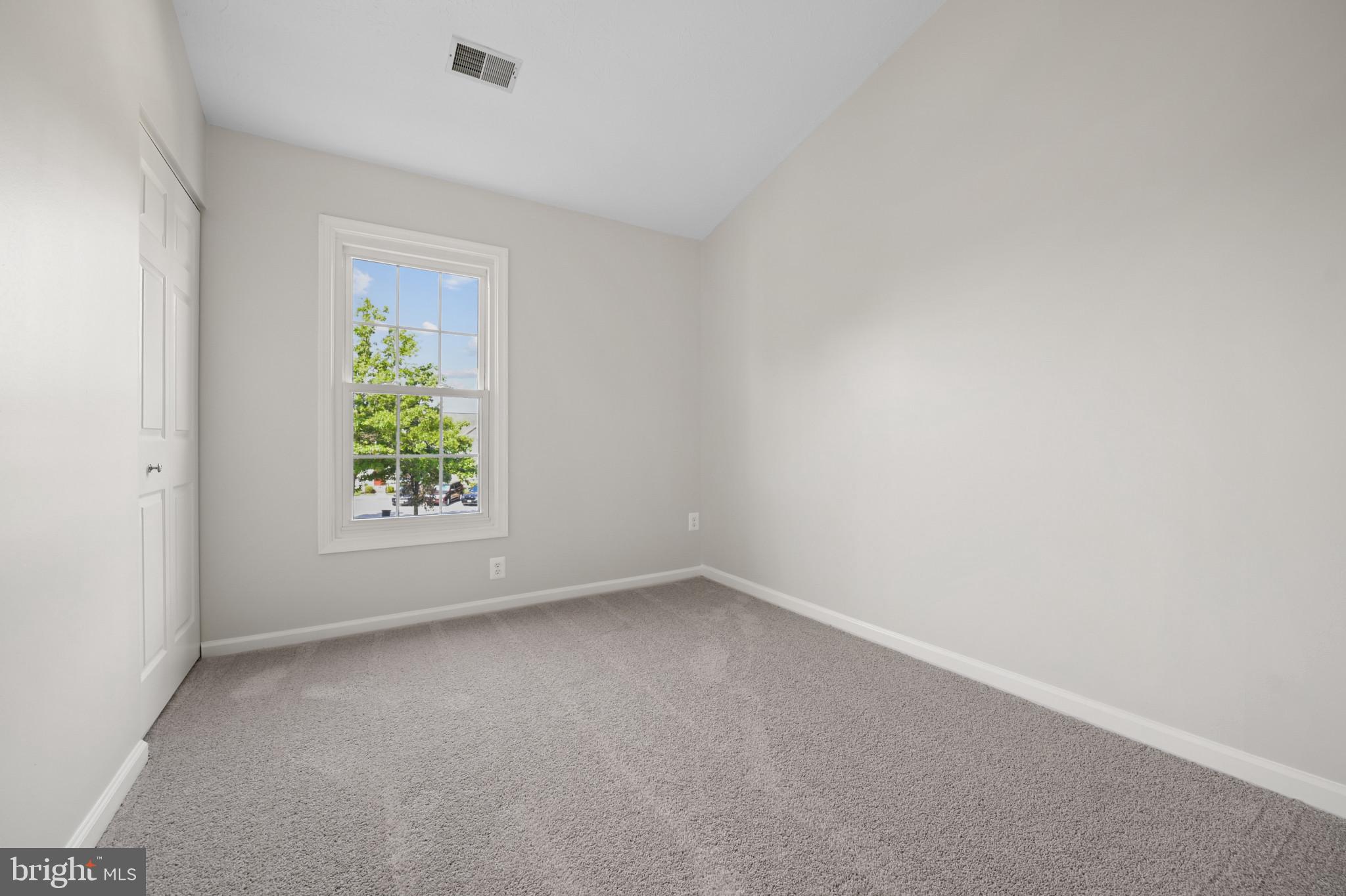 BRIGHTFIELD - Residential