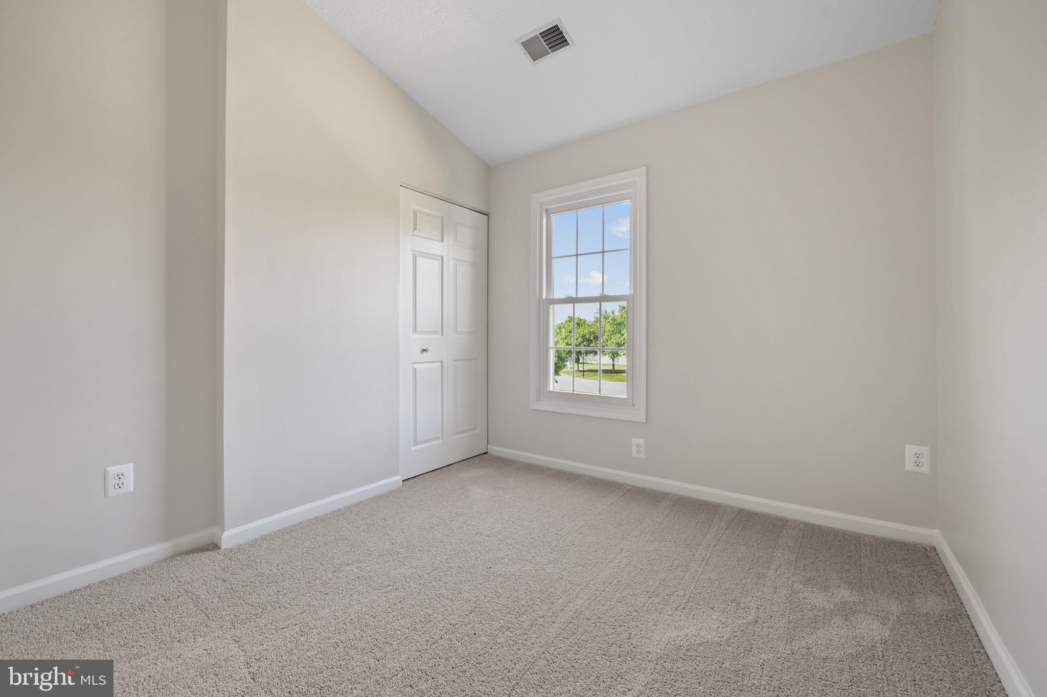 BRIGHTFIELD - Residential