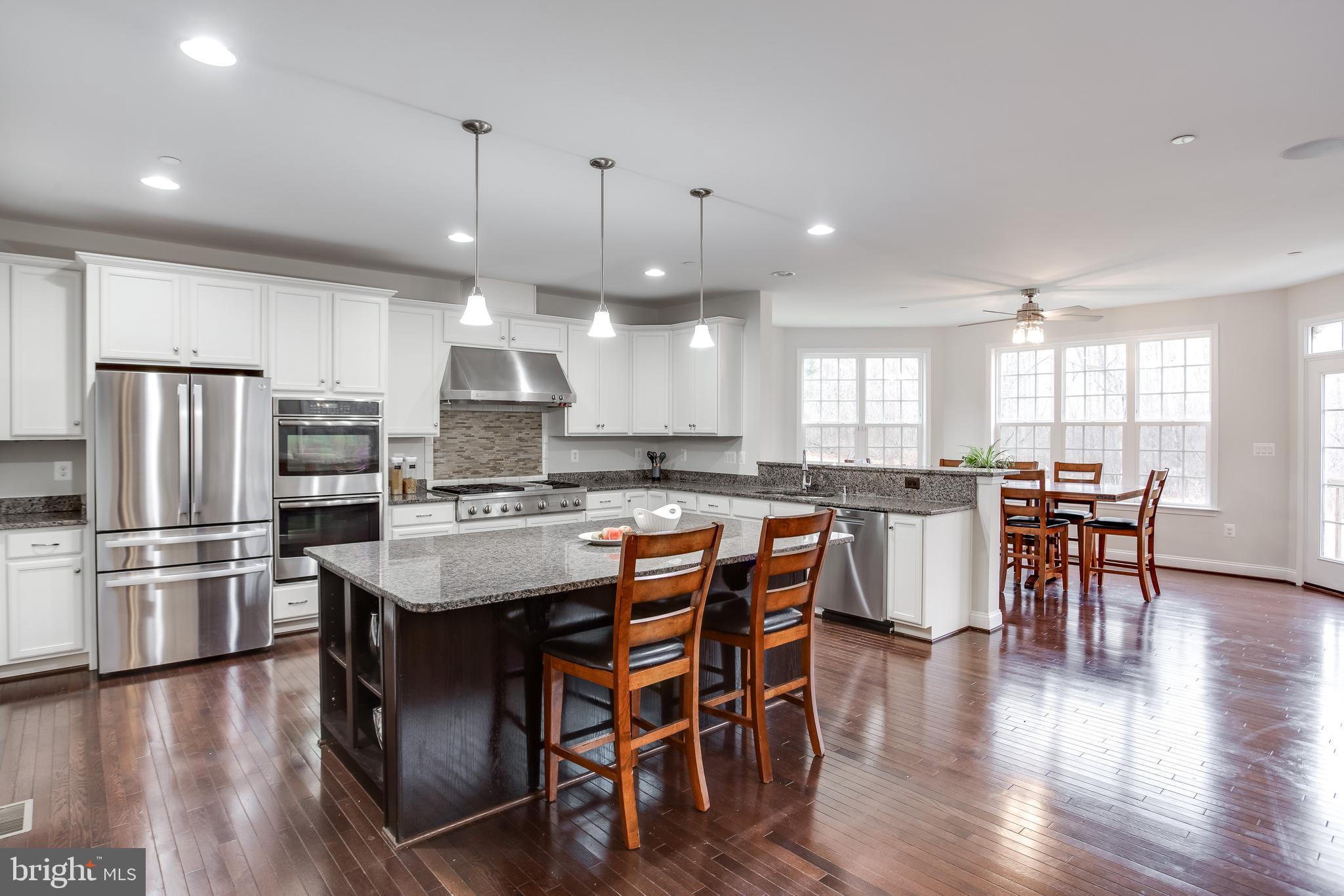 WINDMILL FARM - Residential