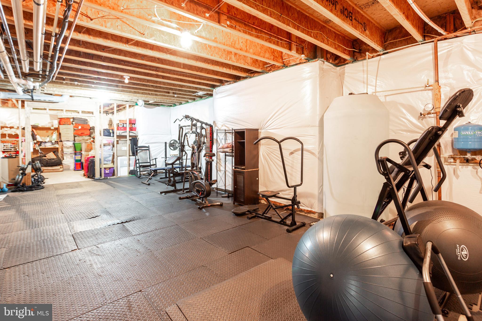 WINDMILL FARM - Residential