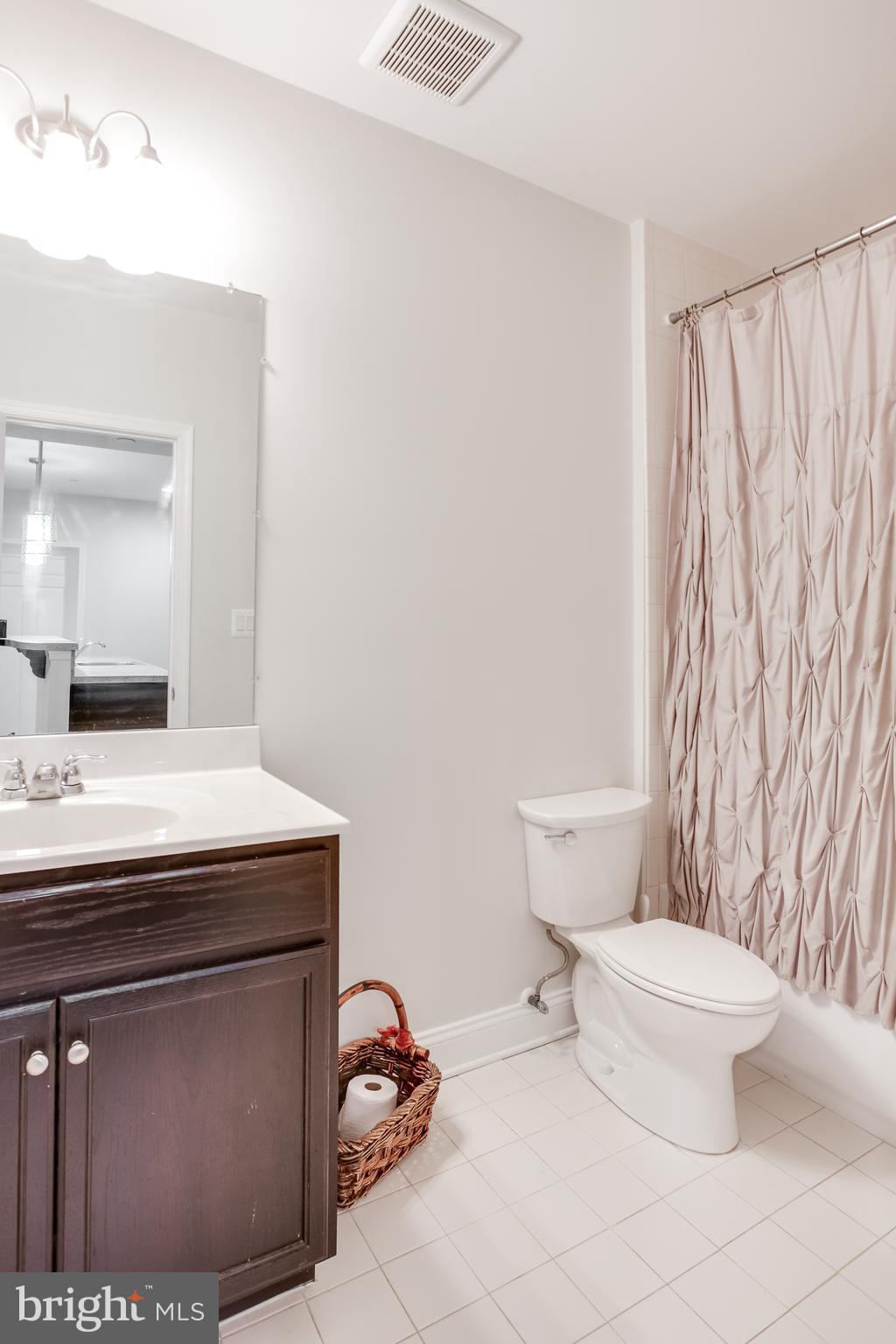 WINDMILL FARM - Residential