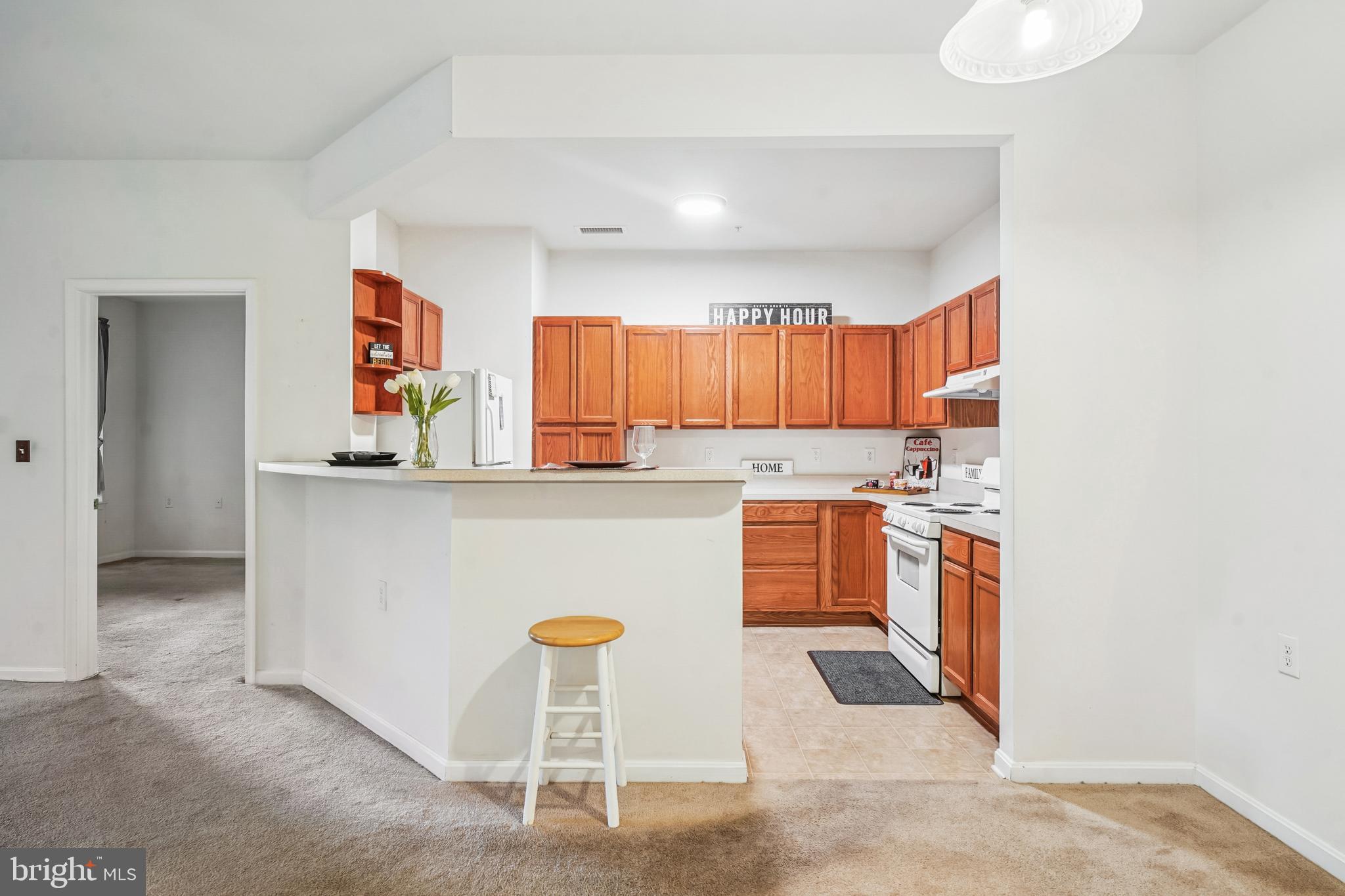 KINGS CROSSING - Residential