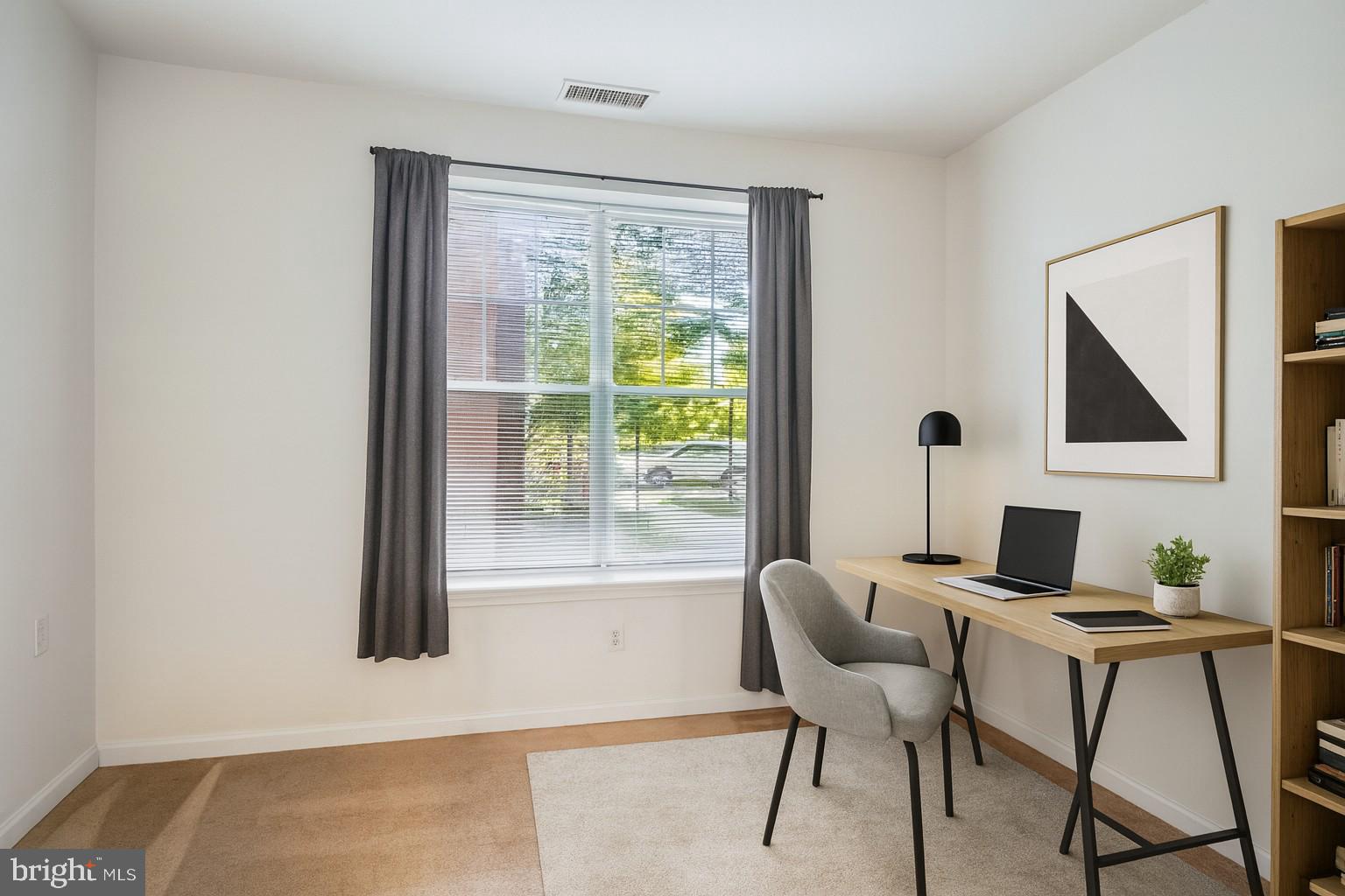 KINGS CROSSING - Residential