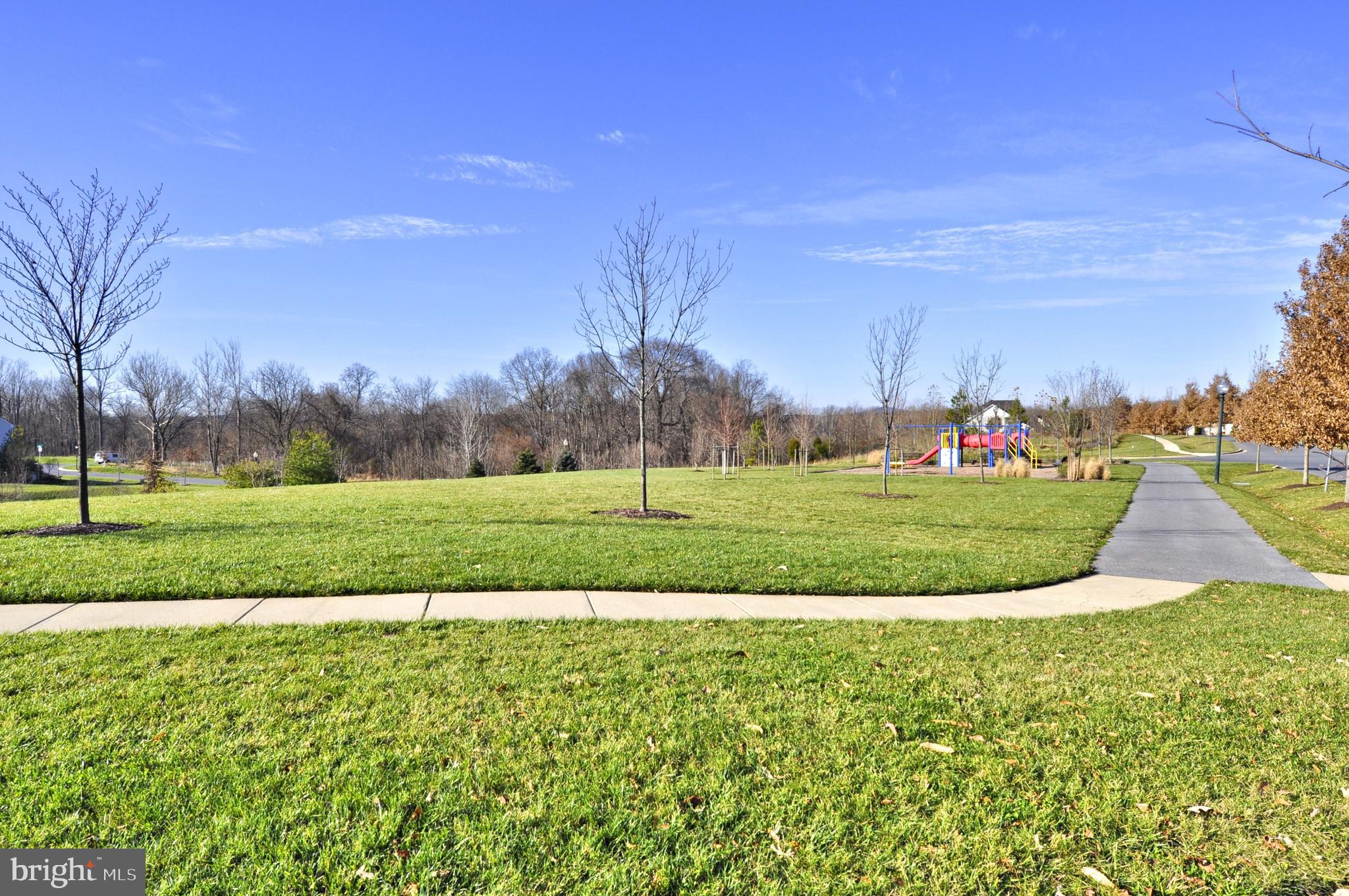 KINGS CROSSING - Residential