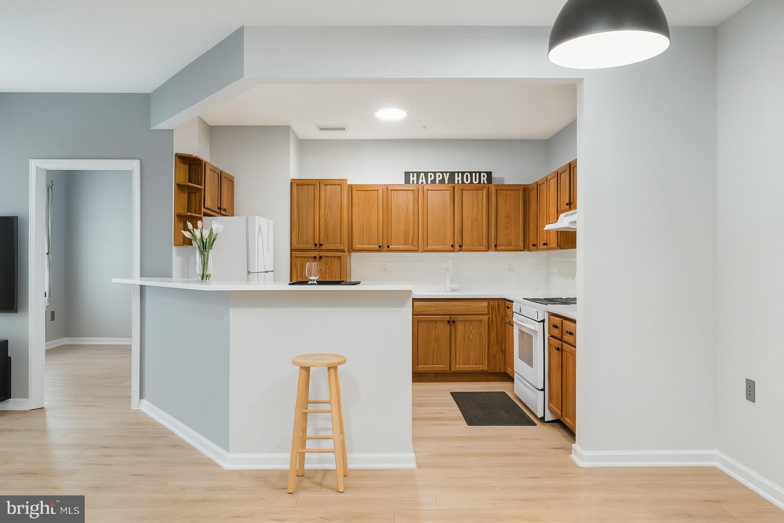 KINGS CROSSING - Residential