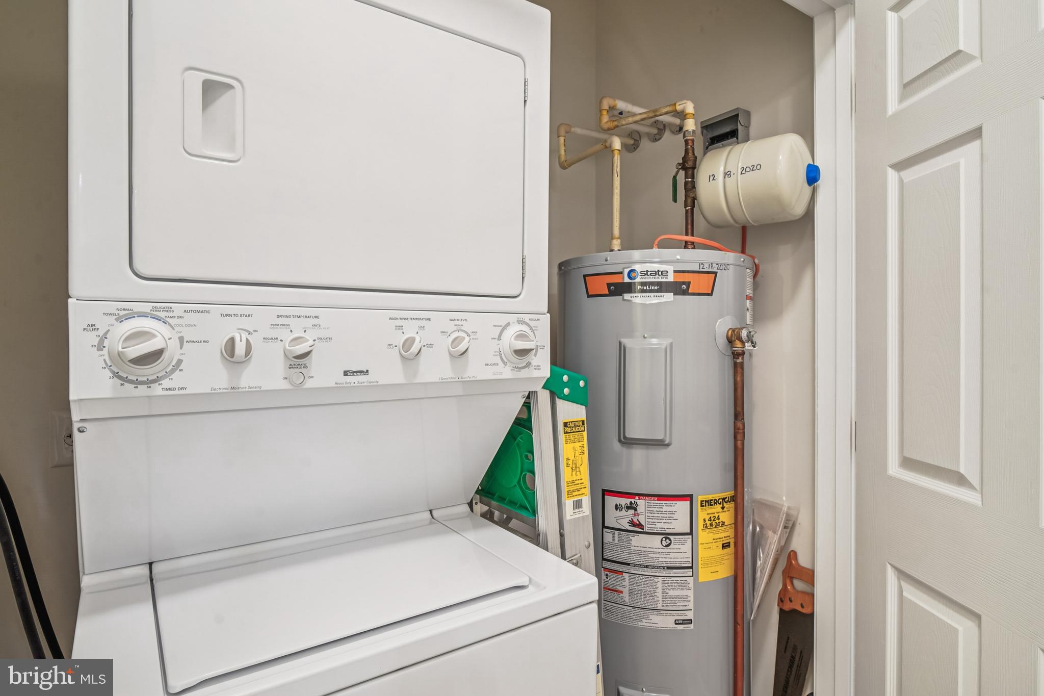 KINGS CROSSING - Residential