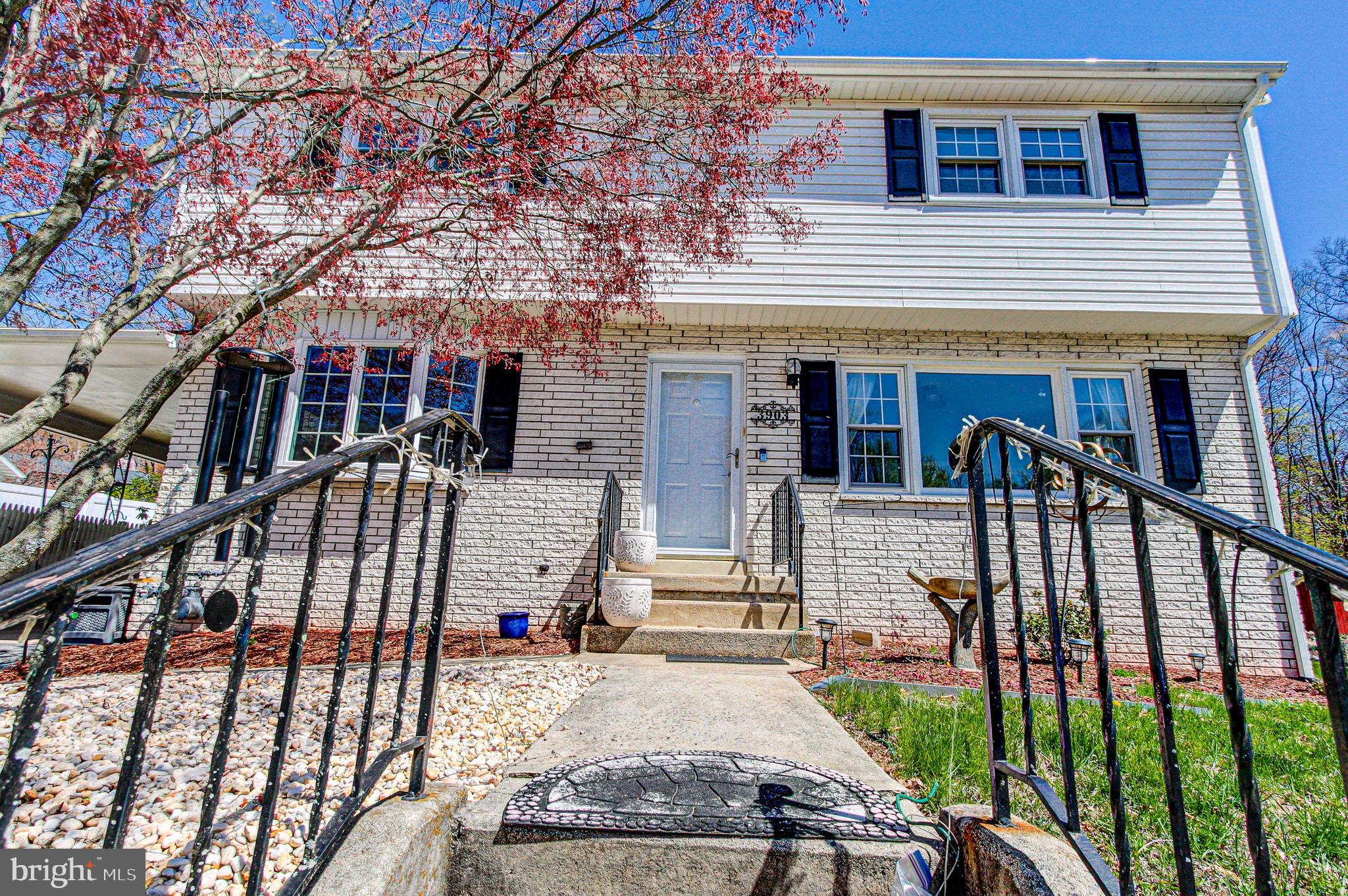 3903 KLINE AVENUE