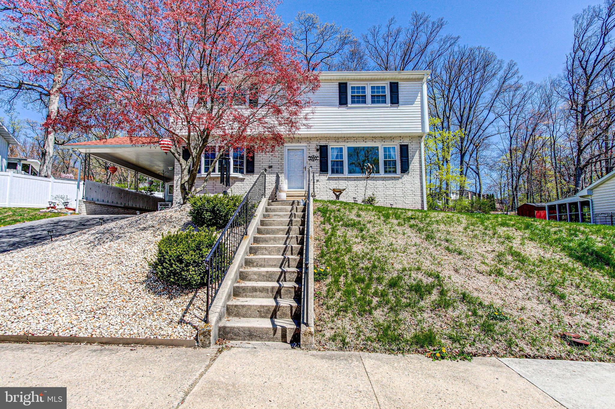 3903 KLINE AVENUE
