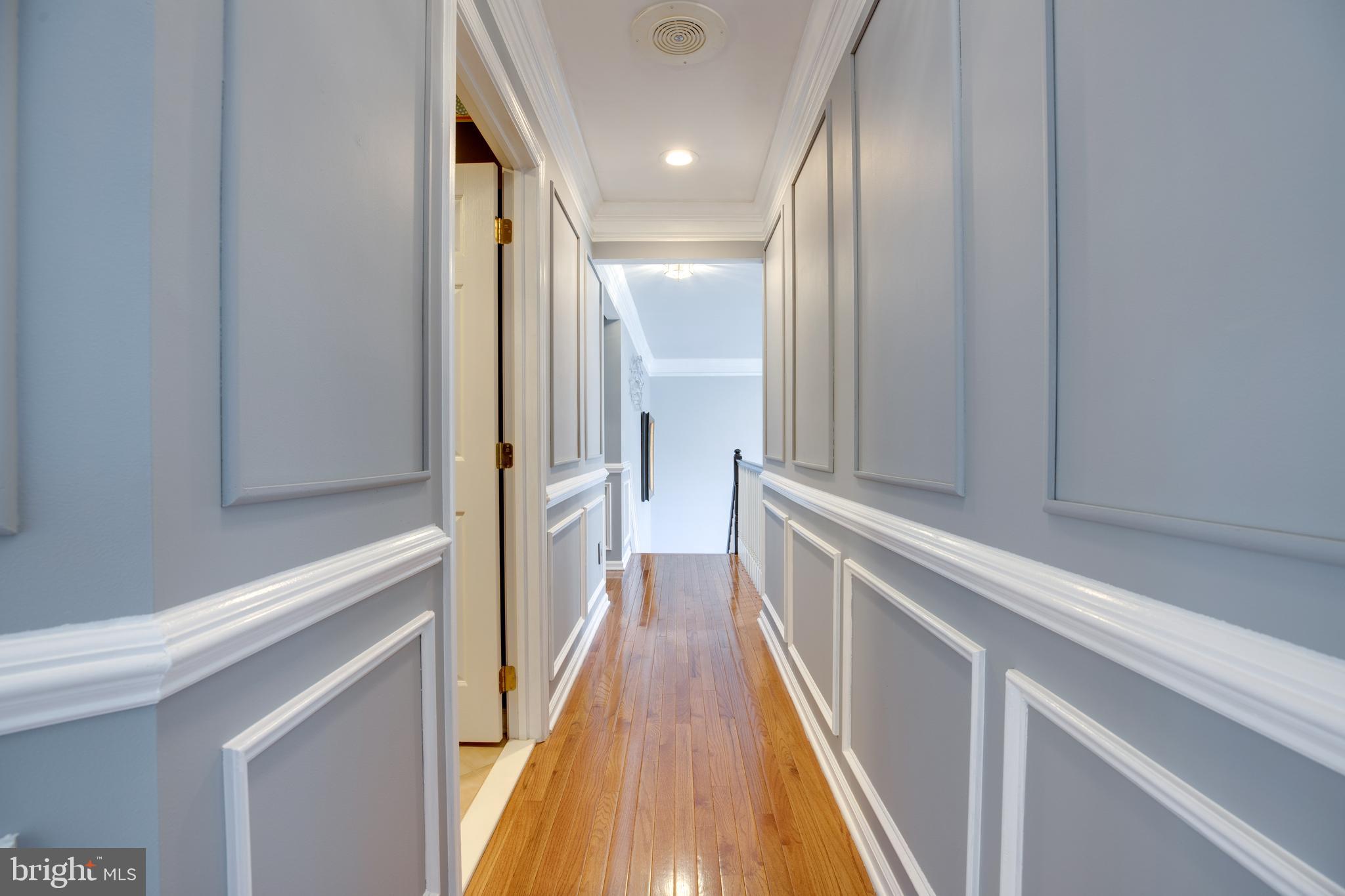 FAIR LAKES CHASE - Residential