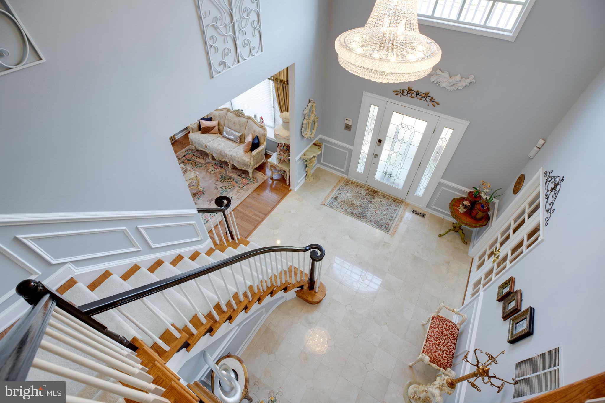 FAIR LAKES CHASE - Residential