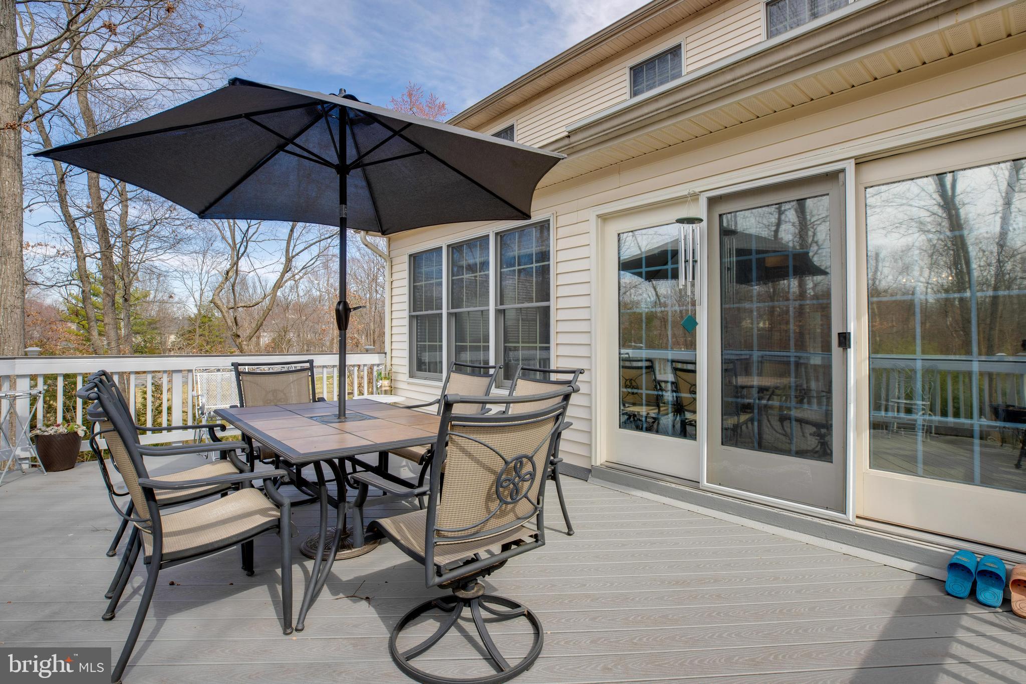 FAIR LAKES CHASE - Residential